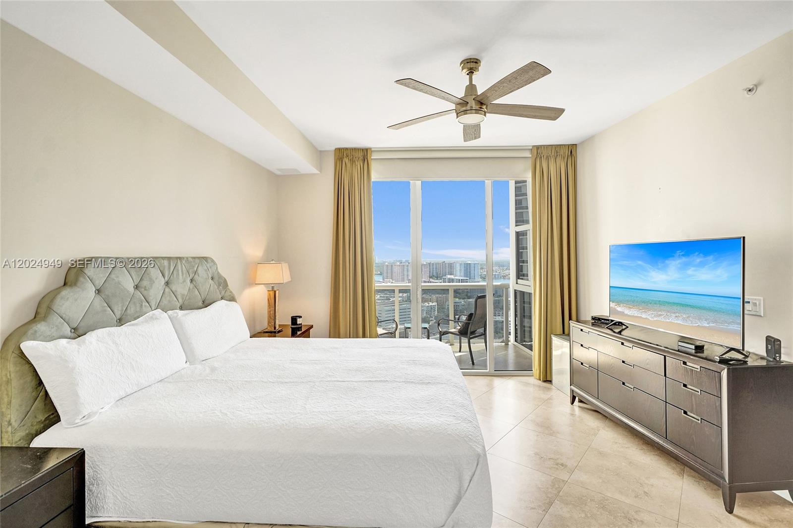 18201 Collins Ave #3707, Sunny Isles Beach FL 33160