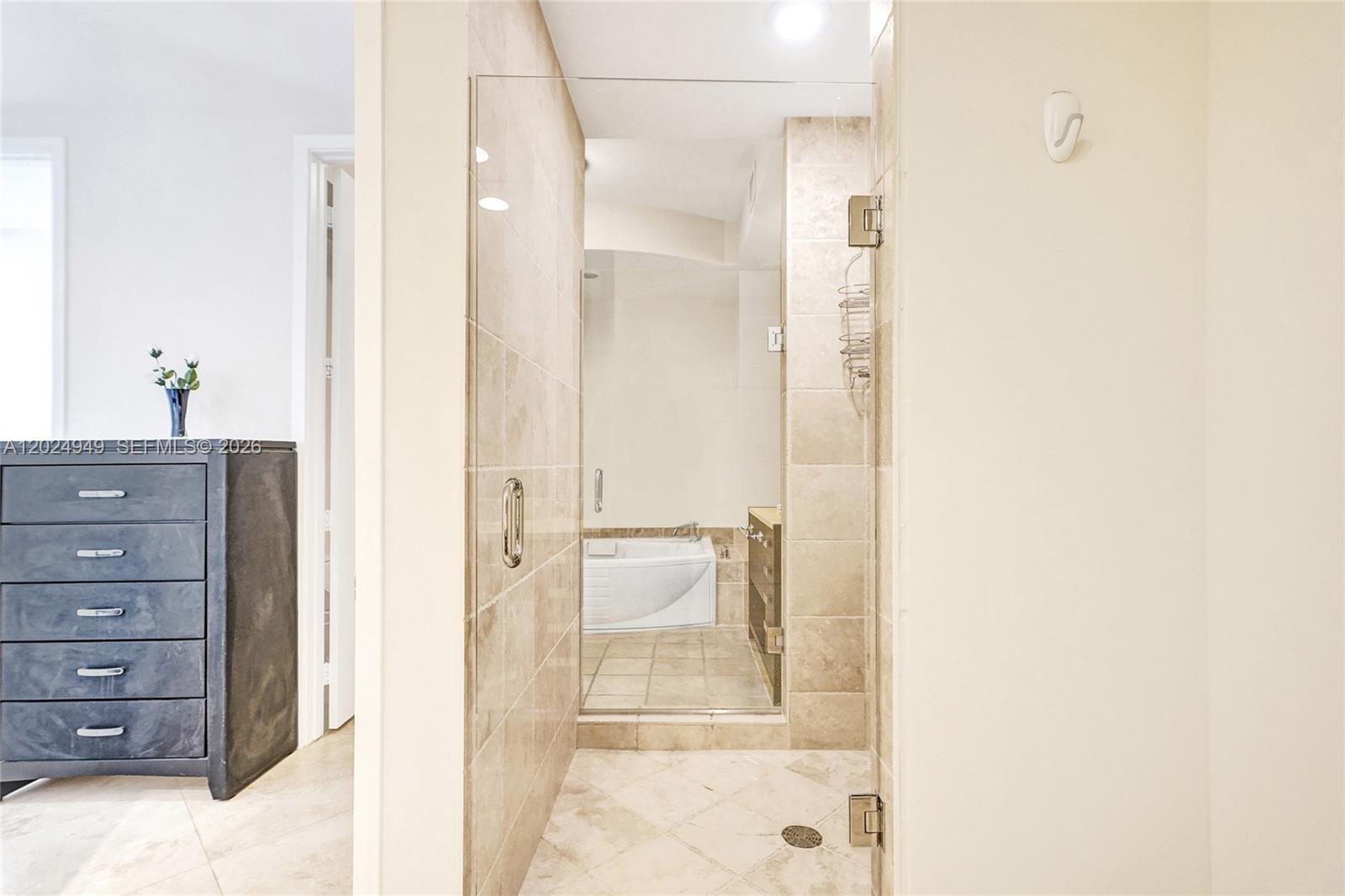 18201 Collins Ave #3707, Sunny Isles Beach FL 33160