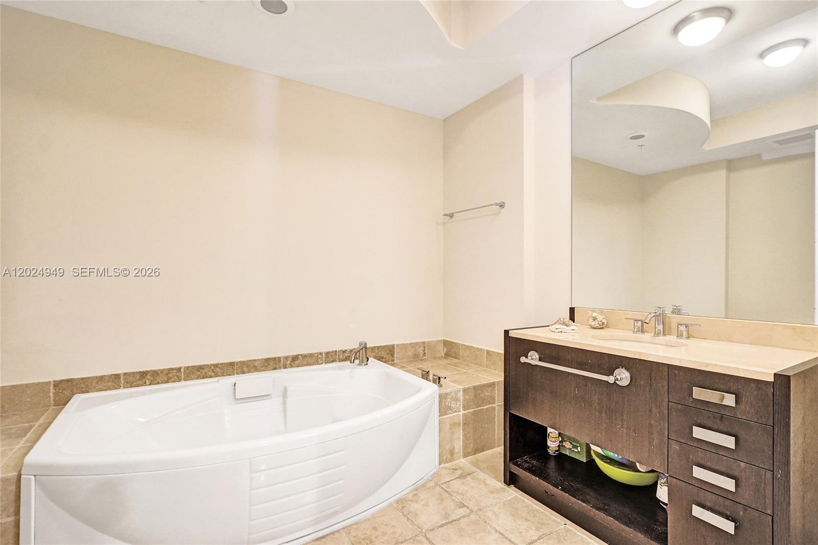 18201 Collins Ave #3707, Sunny Isles Beach FL 33160