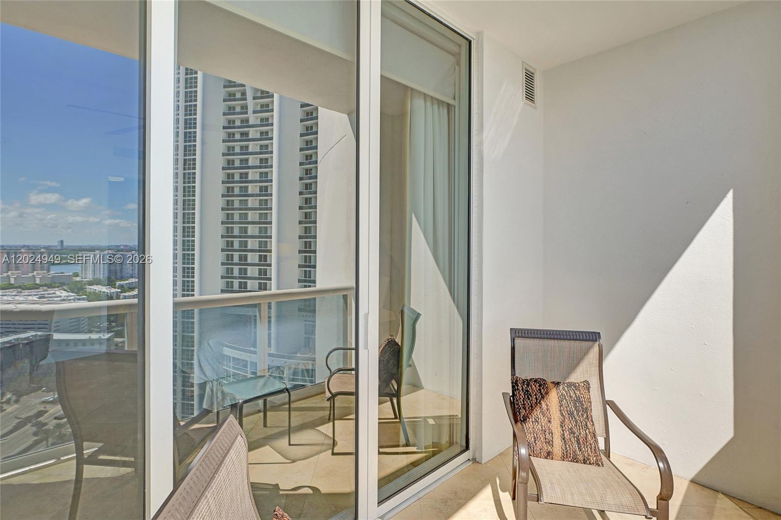 18201 Collins Ave #3707, Sunny Isles Beach FL 33160