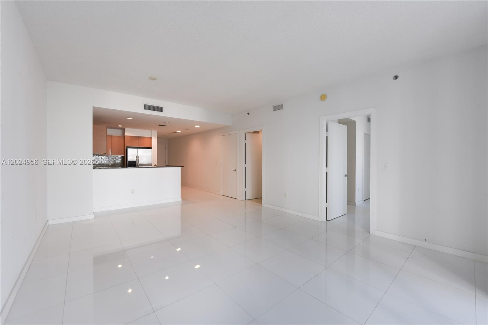 1060 Brickell Ave #1715, Miami FL 33131