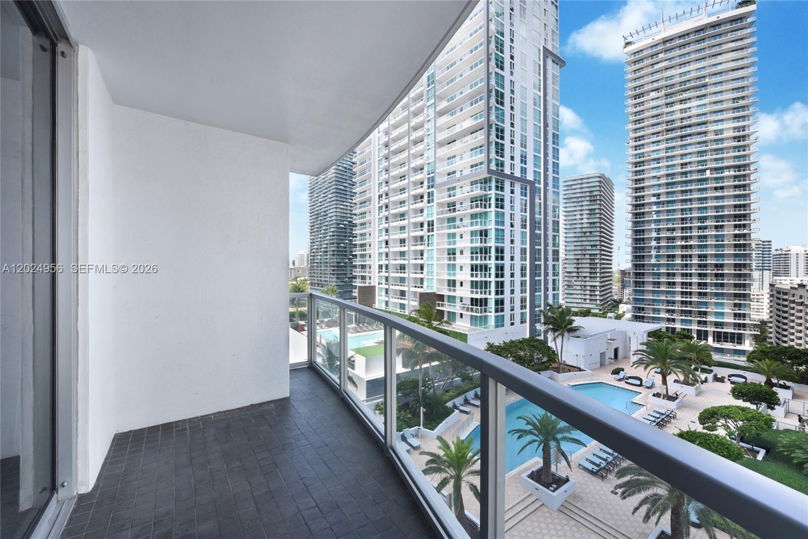 1060 Brickell Ave #1715, Miami FL 33131