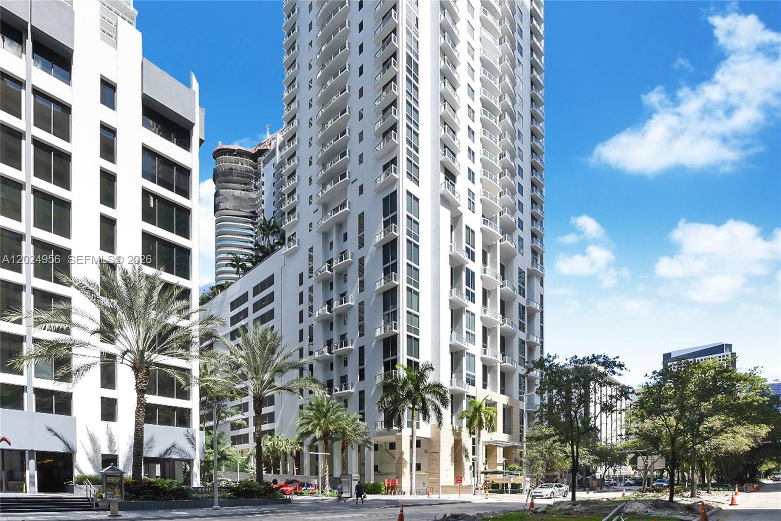 1060 Brickell Ave #1715, Miami FL 33131