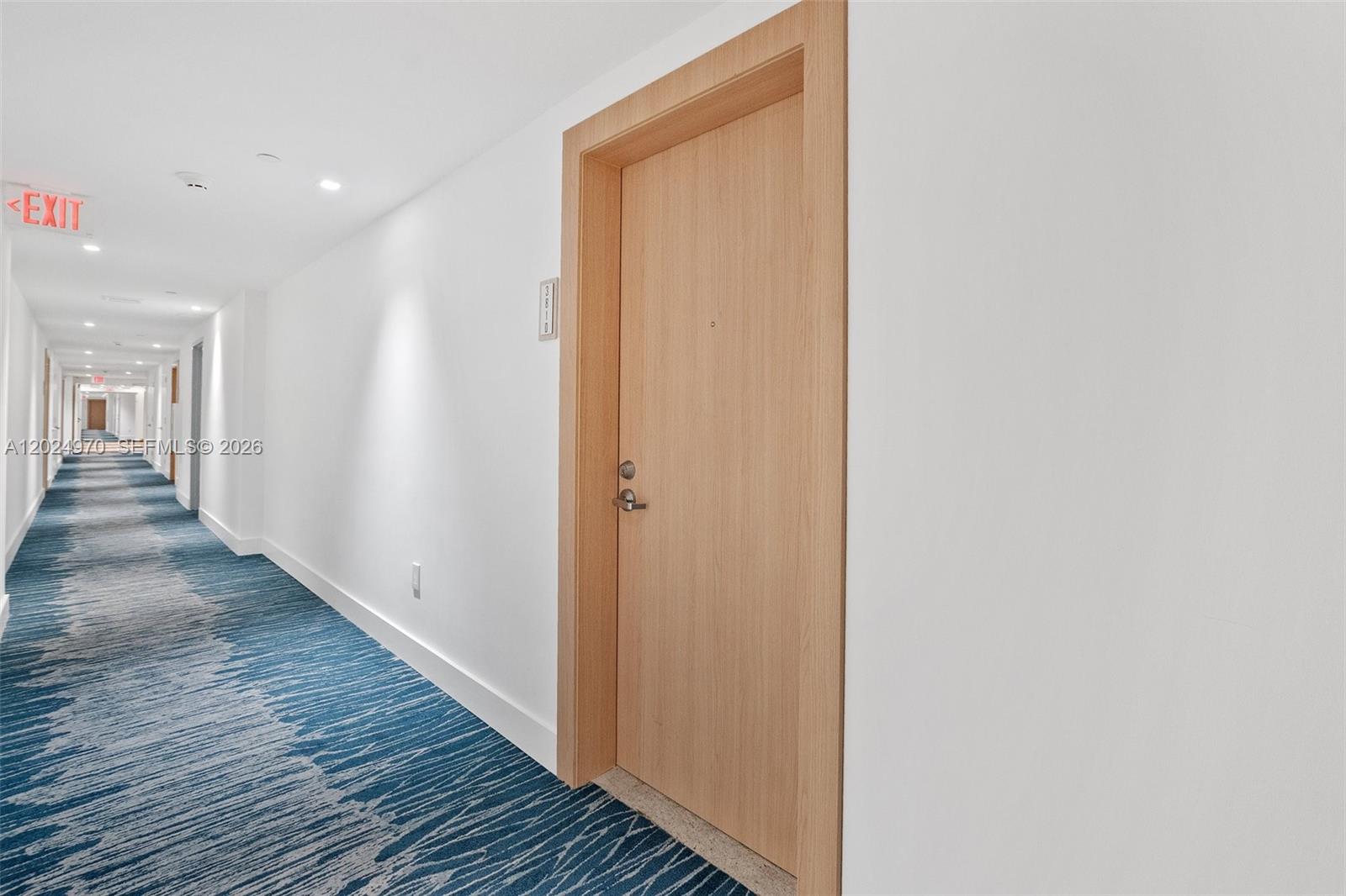 90 SW 3rd St #3810, Miami FL 33130