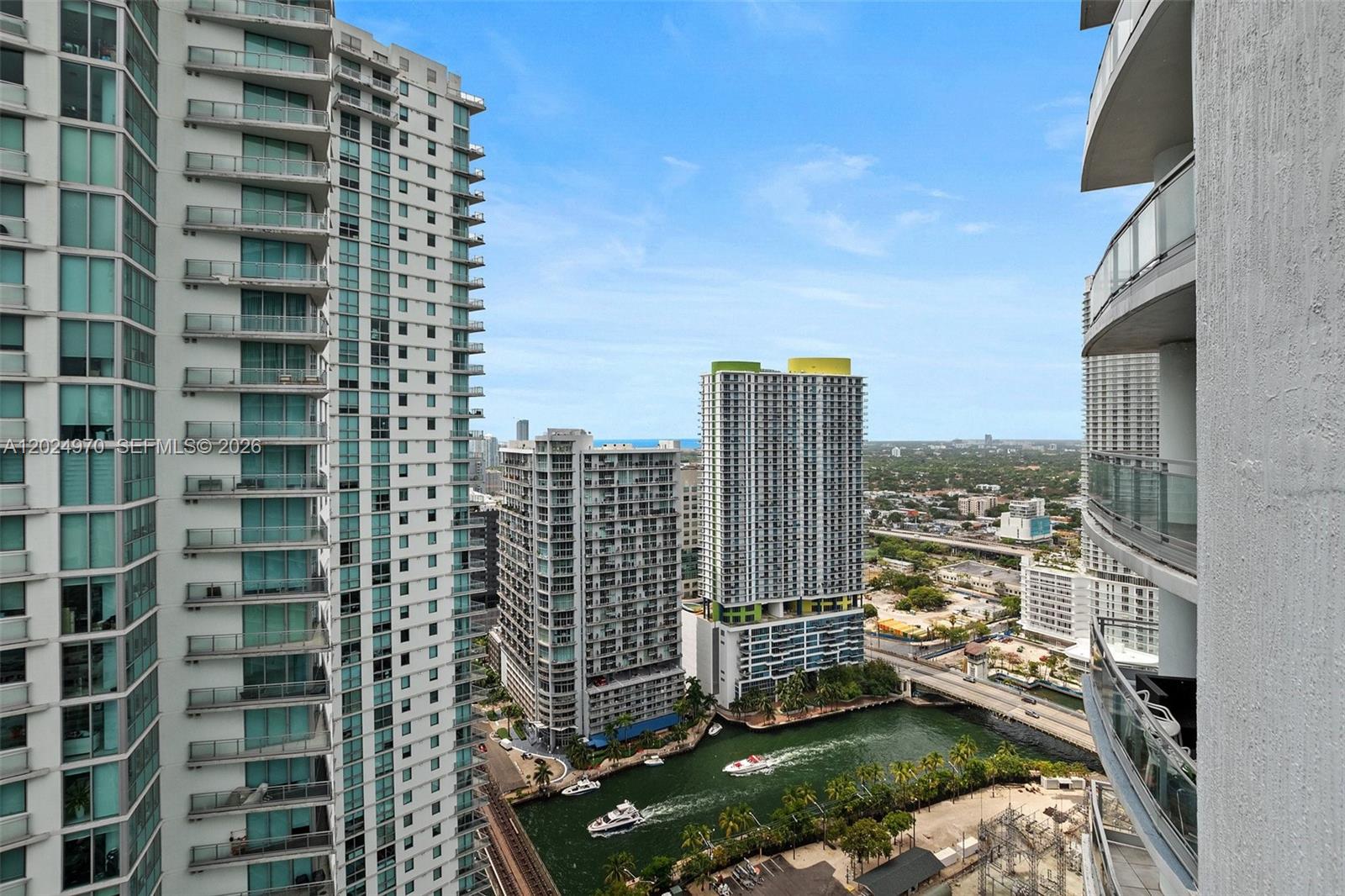 90 SW 3rd St #3810, Miami FL 33130