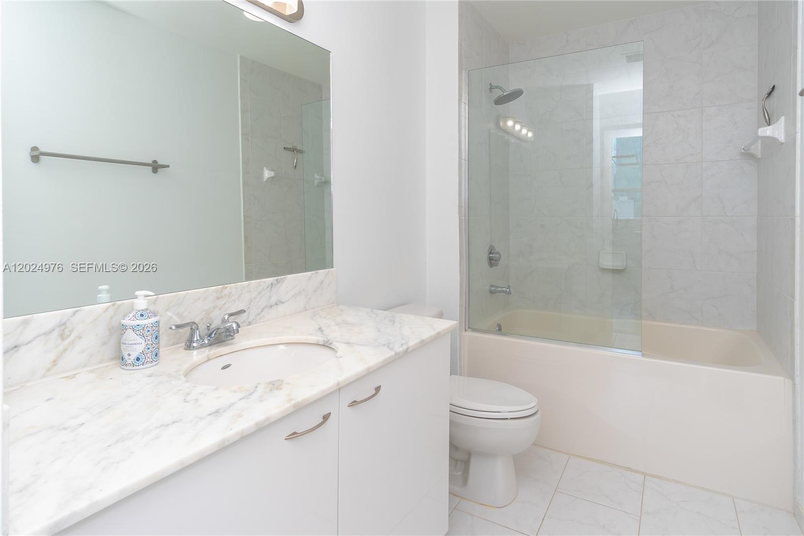 133 NE 2nd Ave #3002, Miami FL 33132