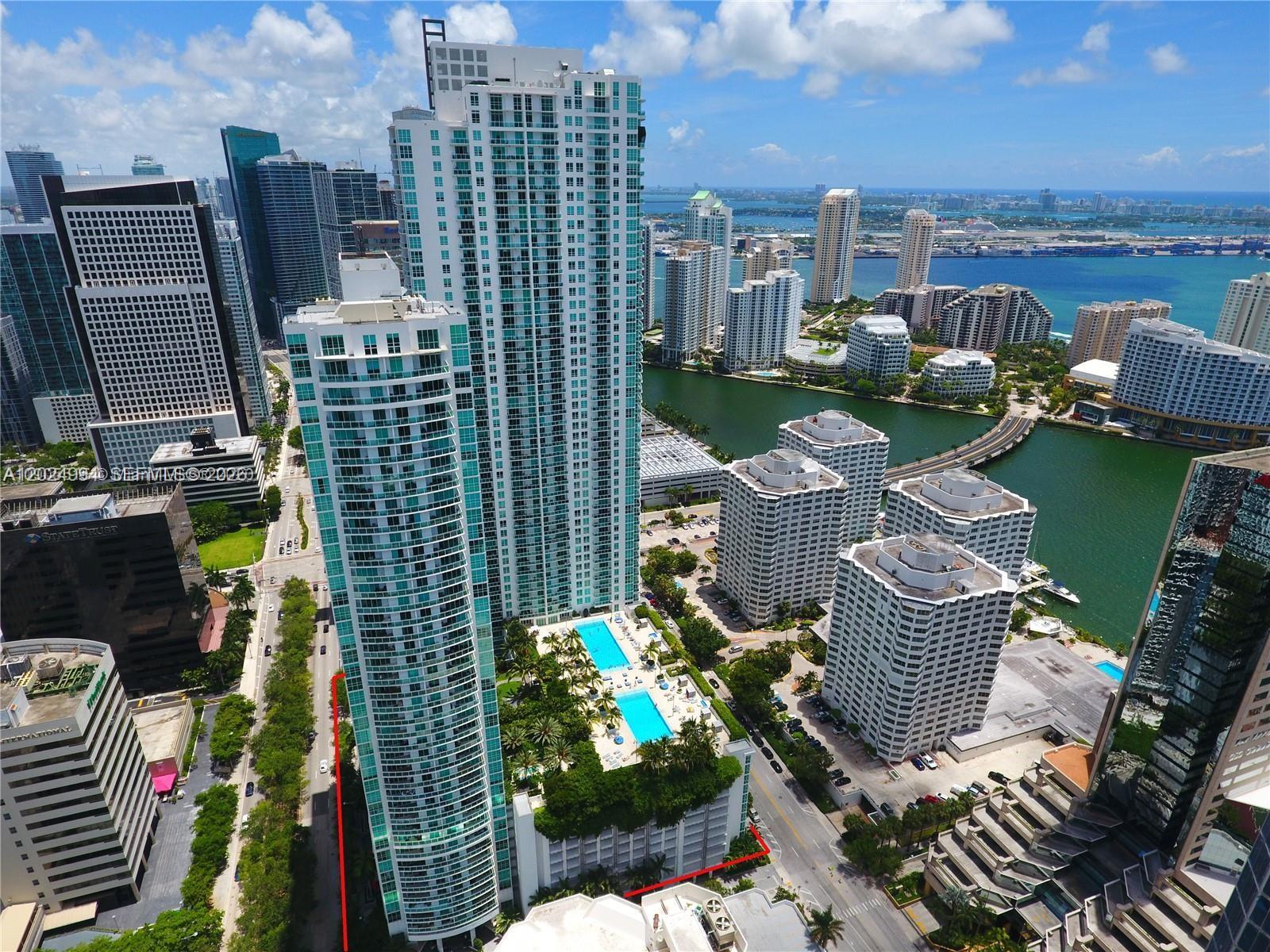 950 Brickell Bay Dr #1911, Miami FL 33131