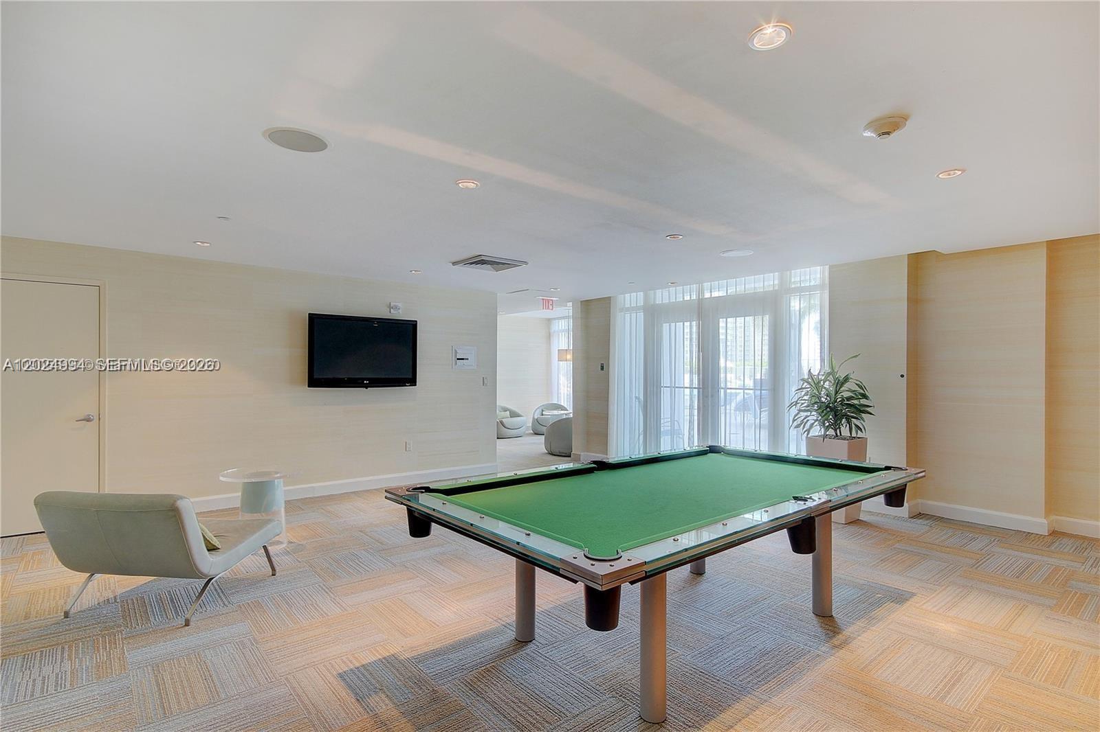 950 Brickell Bay Dr #1911, Miami FL 33131