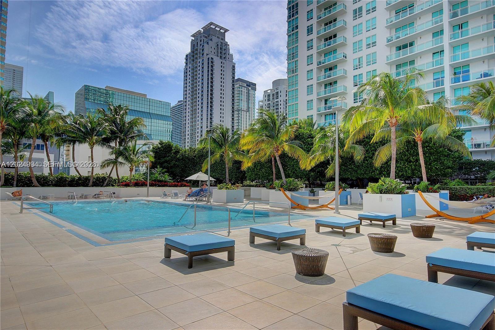 950 Brickell Bay Dr #1911, Miami FL 33131
