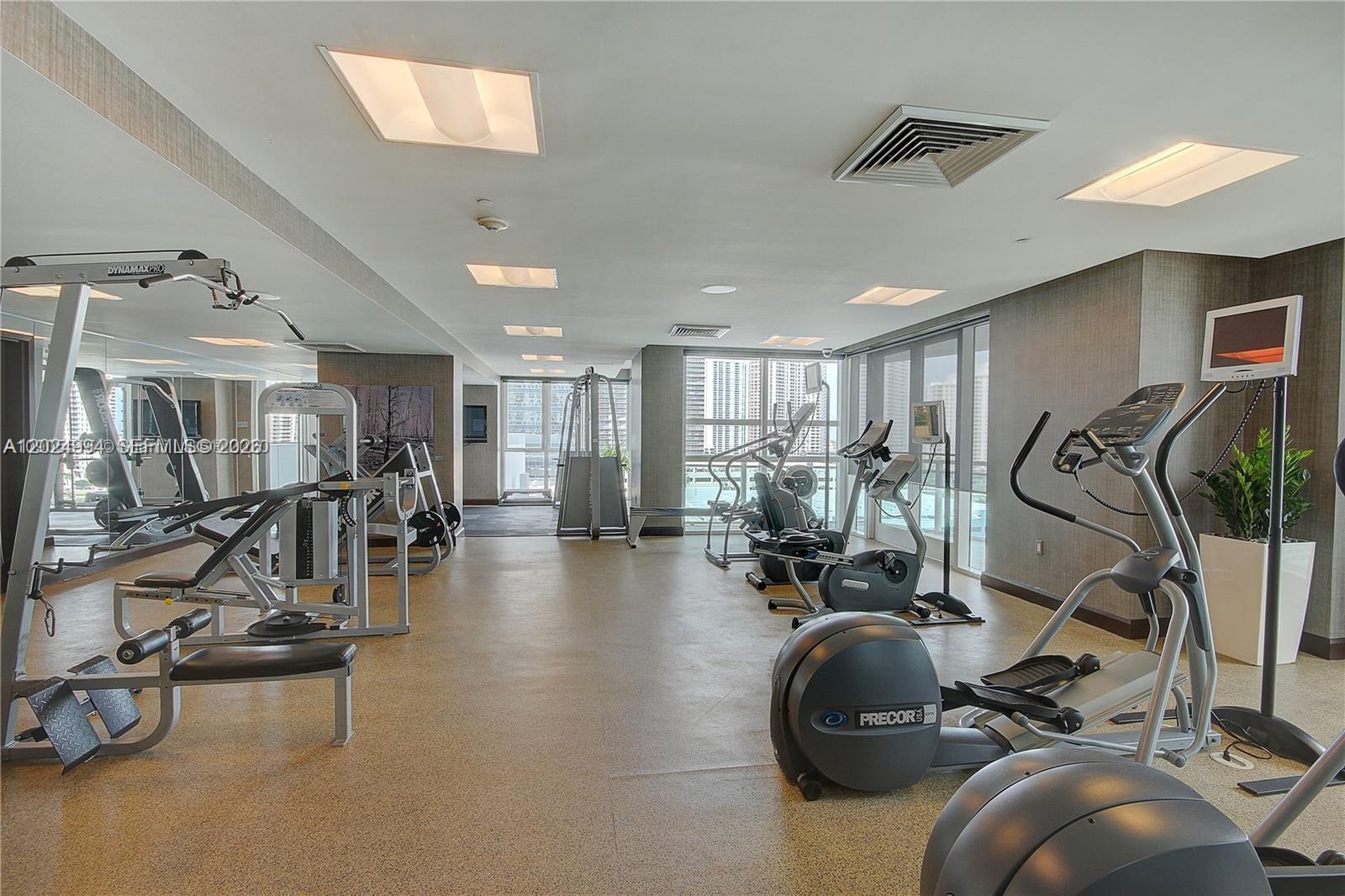 950 Brickell Bay Dr #1911, Miami FL 33131