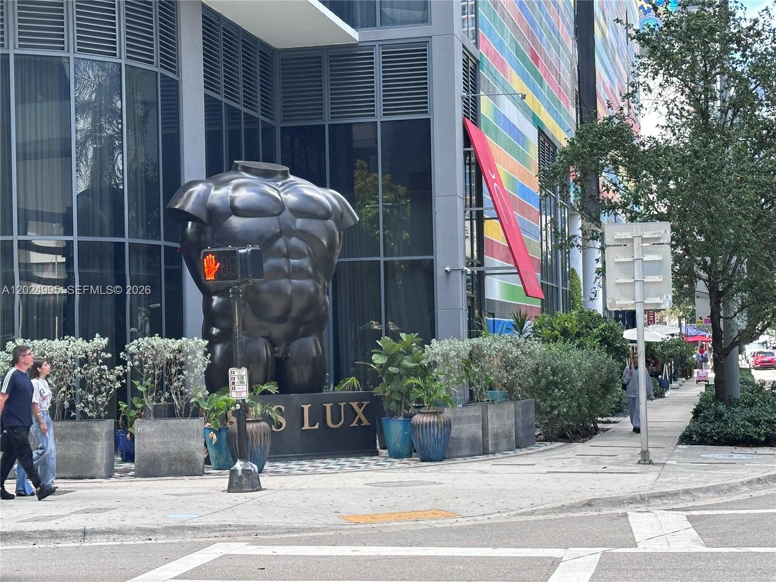 801 S Miami Ave #2607, Miami FL 33130