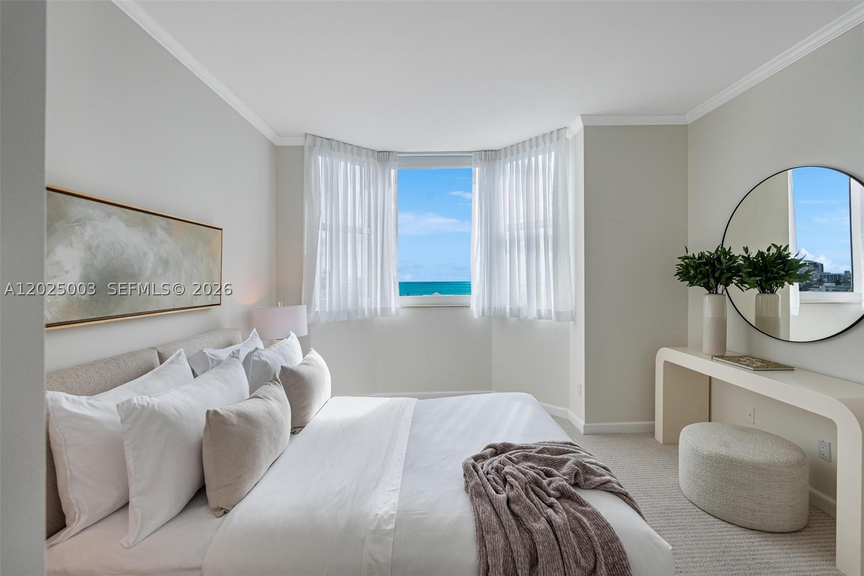 300 S Pointe Dr #1001, Miami Beach FL 33139