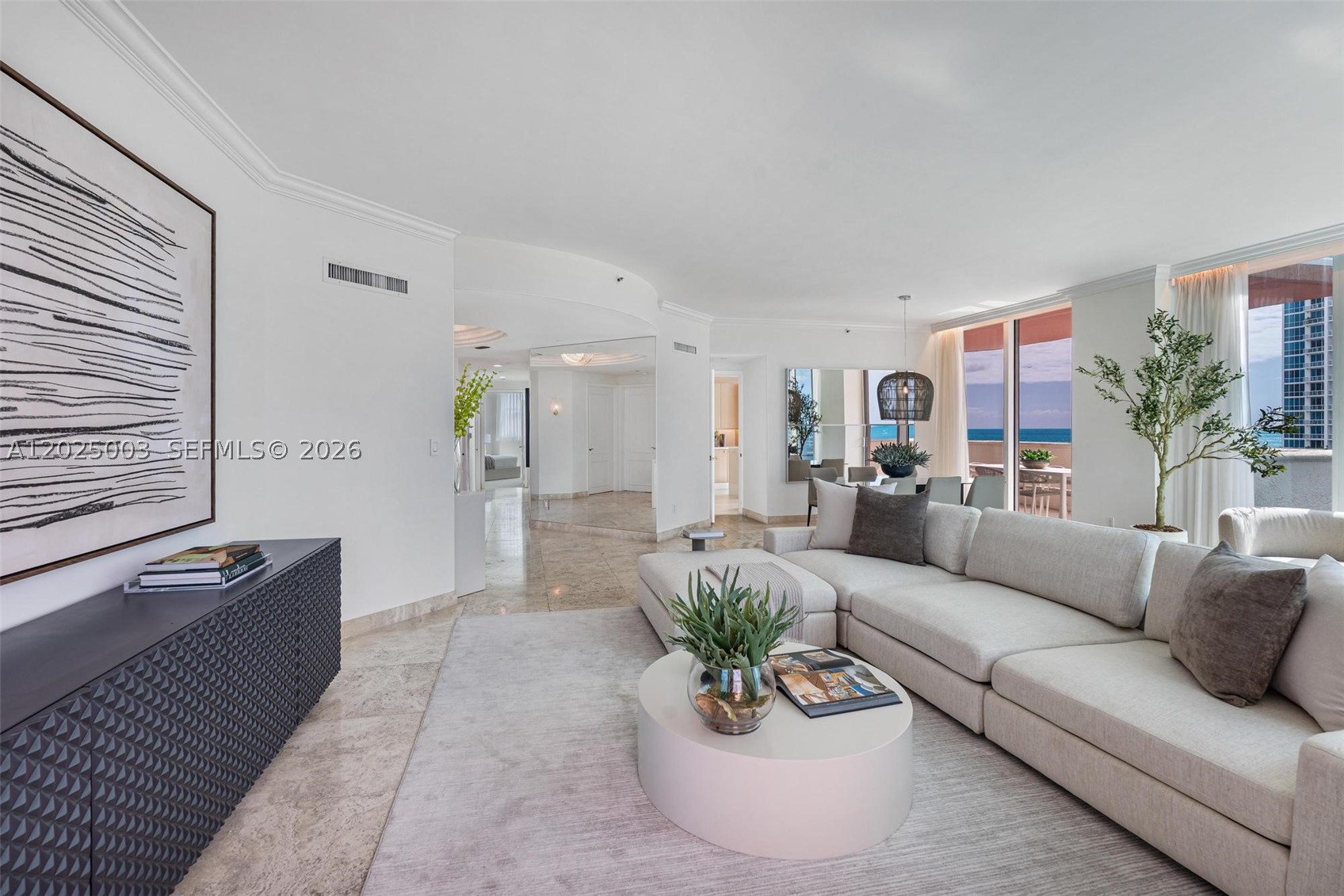 300 S Pointe Dr #1001, Miami Beach FL 33139