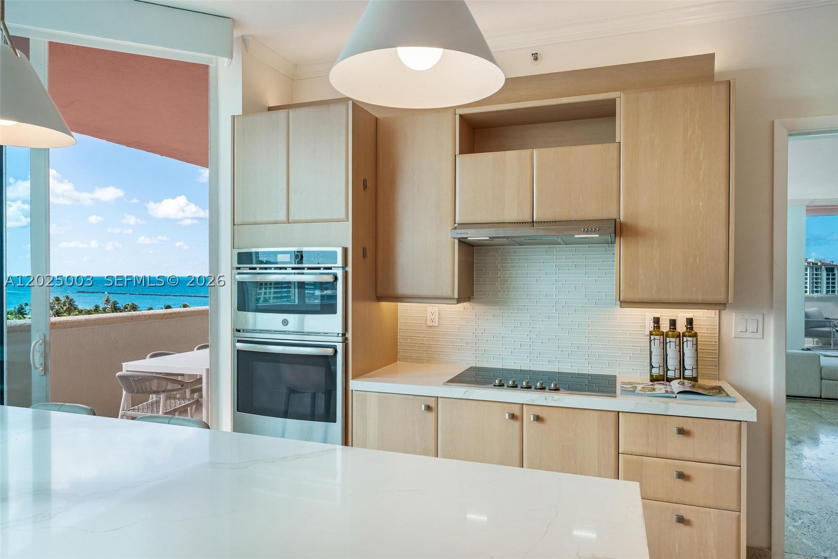 300 S Pointe Dr #1001, Miami Beach FL 33139
