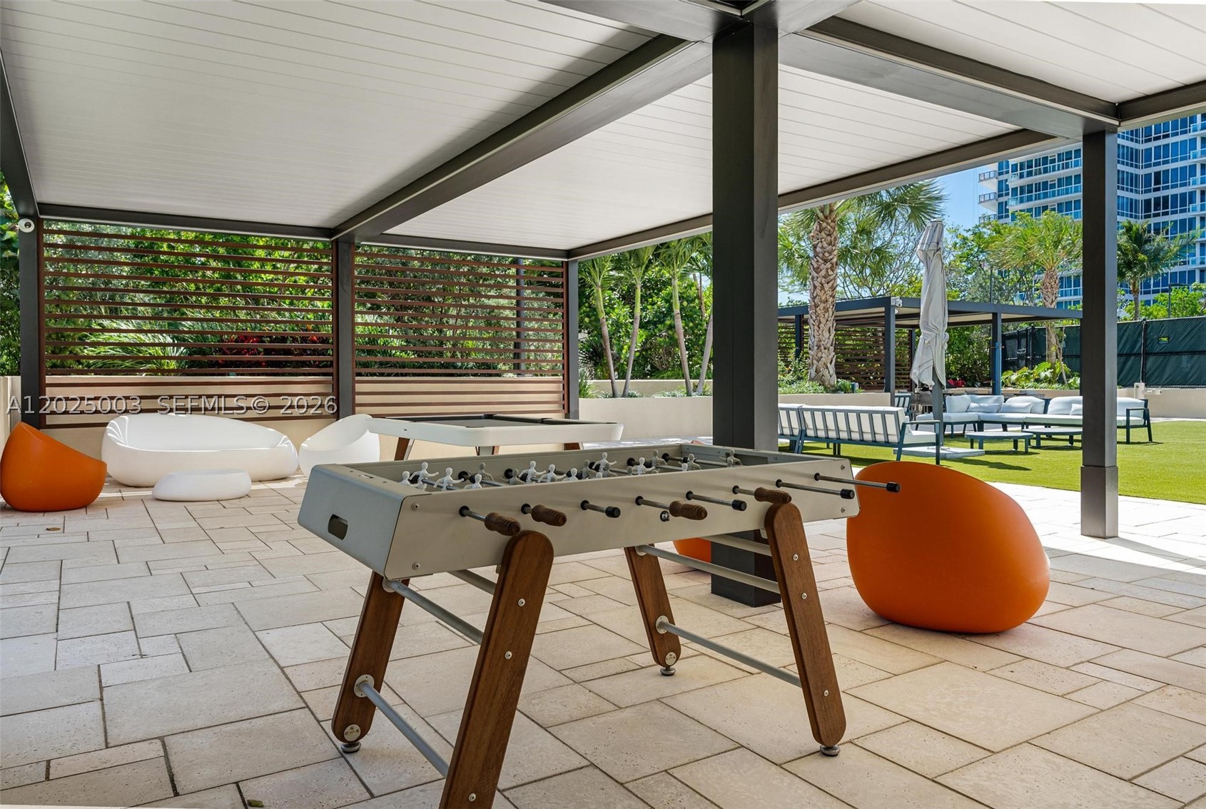 300 S Pointe Dr #1001, Miami Beach FL 33139