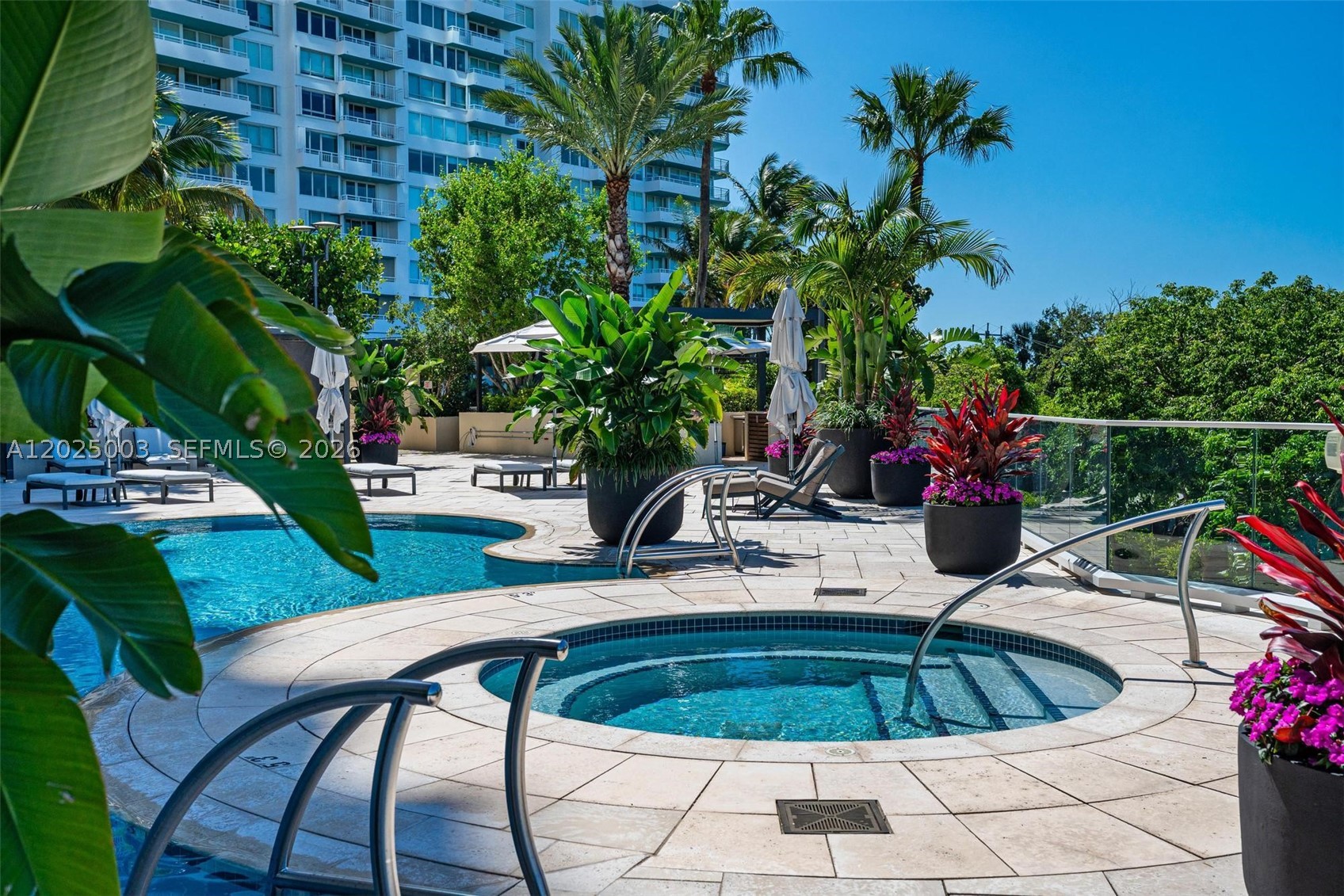 300 S Pointe Dr #1001, Miami Beach FL 33139