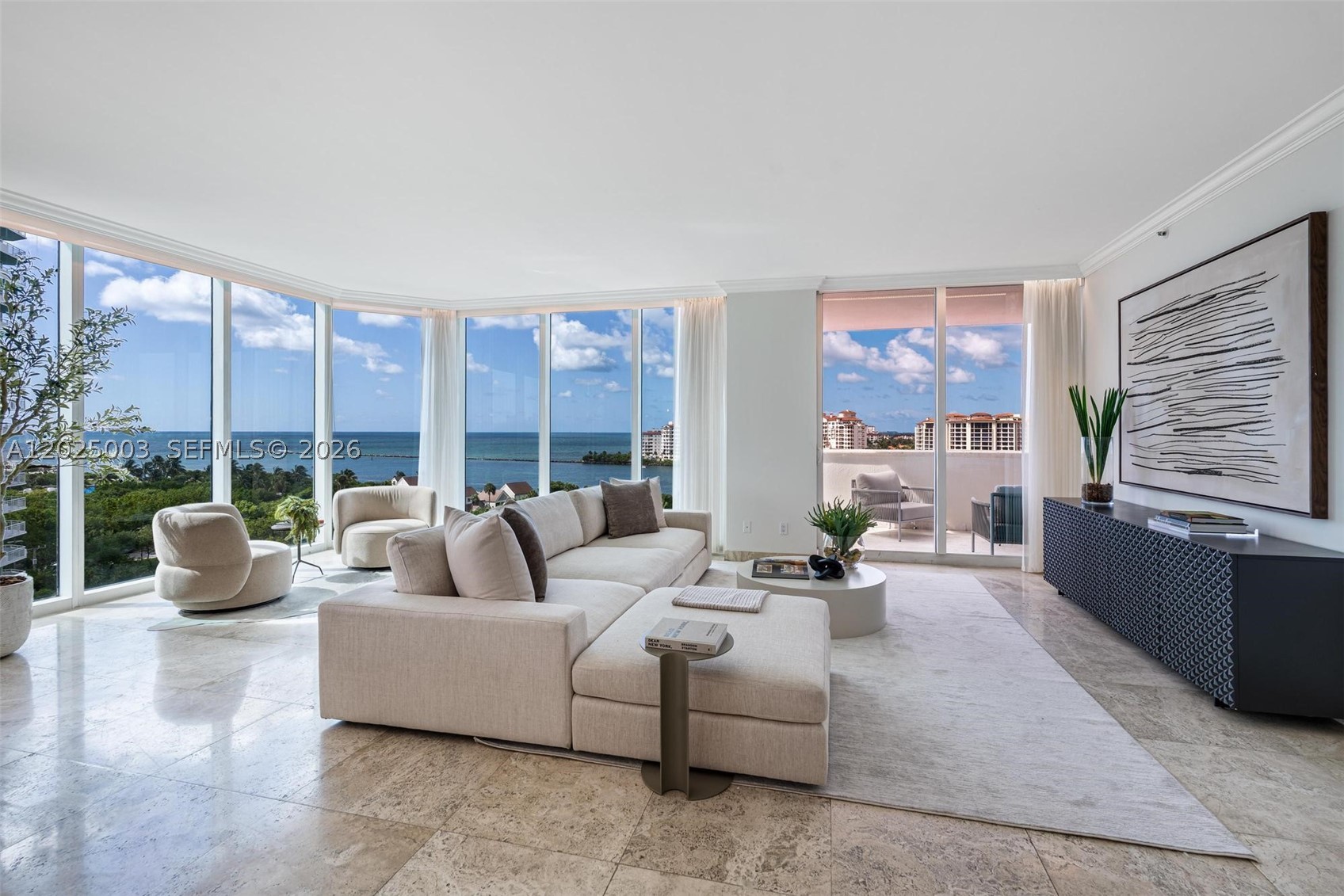 300 S Pointe Dr #1001, Miami Beach FL 33139