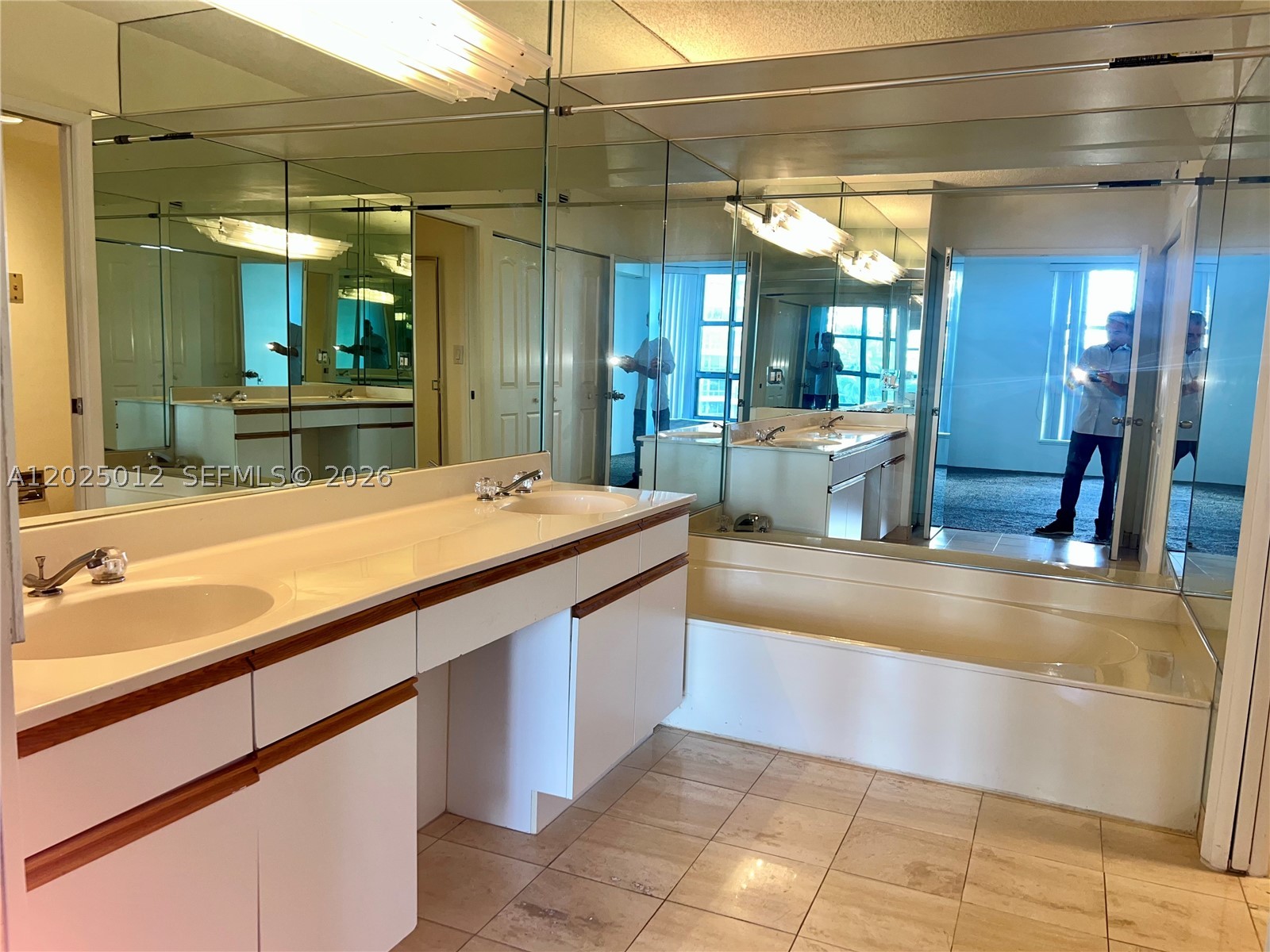 19195 NE 36th Ct #502, Aventura FL 33180