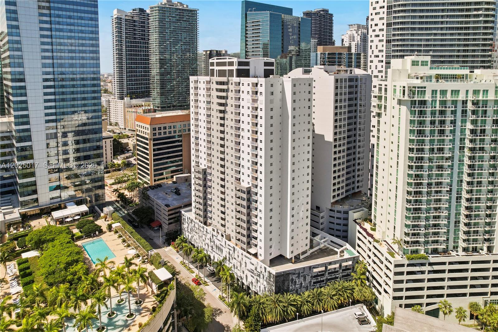 185 SE 14th Ter #602, Miami FL 33131
