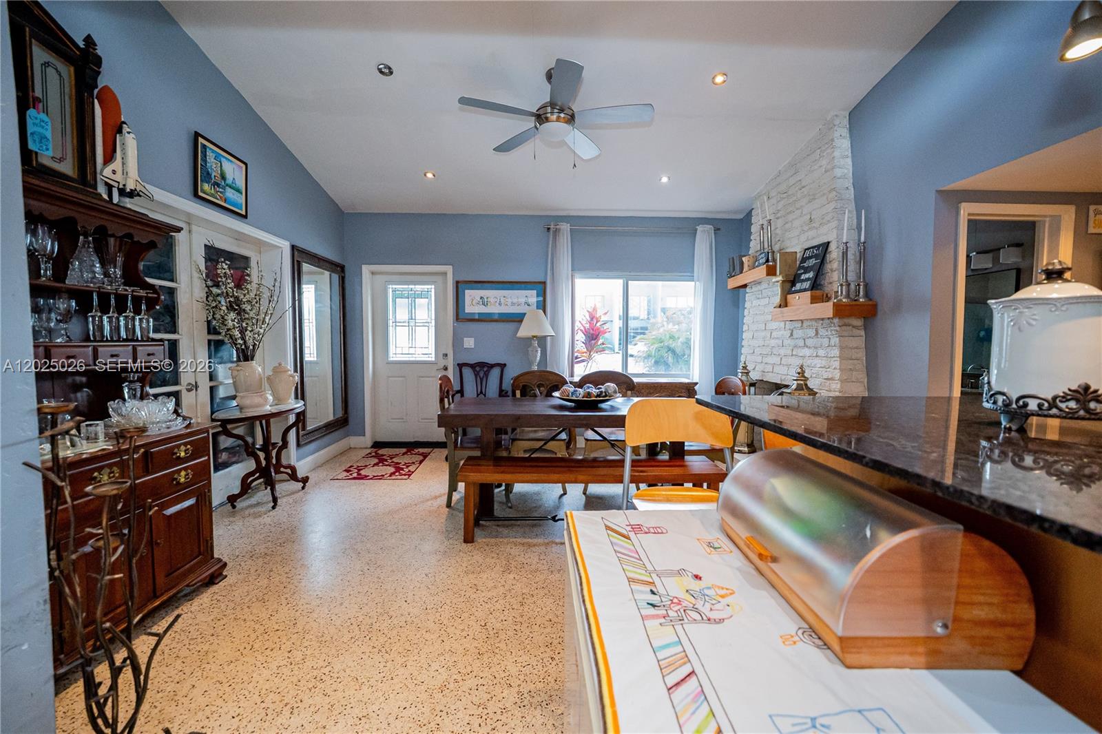 548 East Dr, Miami Springs FL 33166