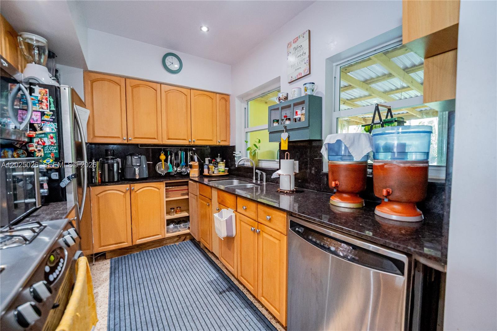 548 East Dr, Miami Springs FL 33166