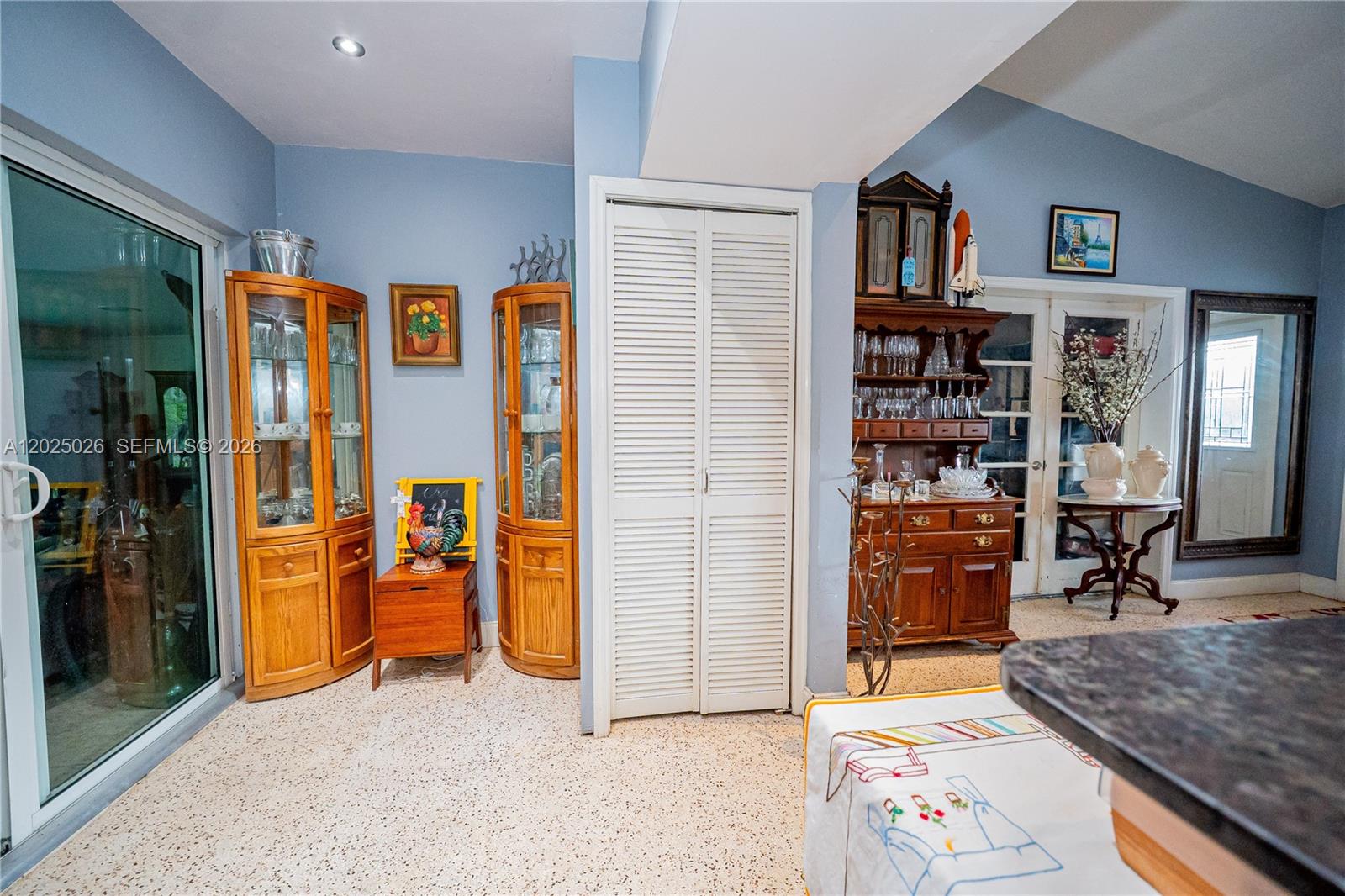 548 East Dr, Miami Springs FL 33166