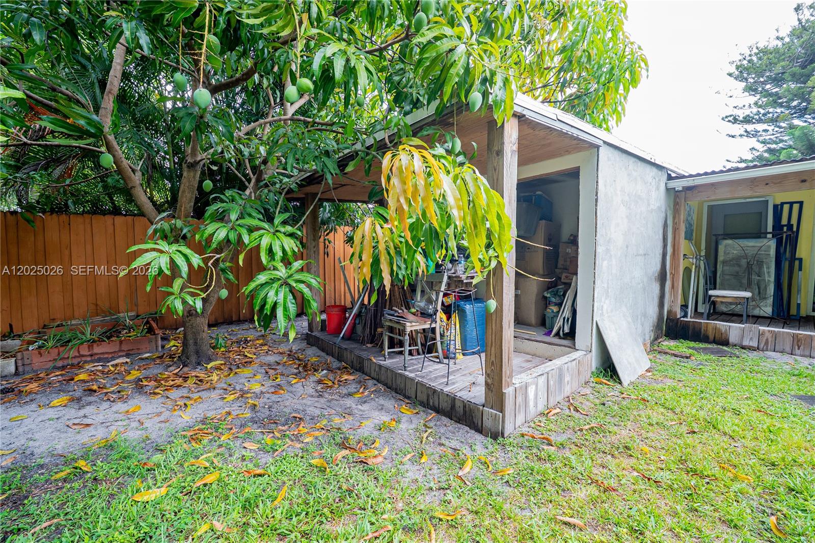 548 East Dr, Miami Springs FL 33166