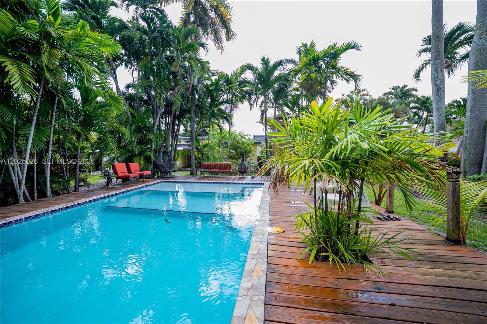 548 East Dr, Miami Springs FL 33166