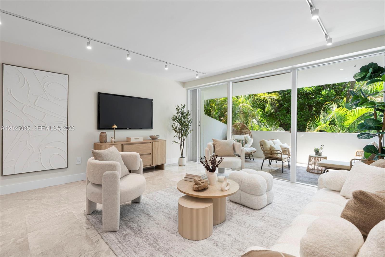 155 Ocean Lane Dr #205, Key Biscayne FL 33149