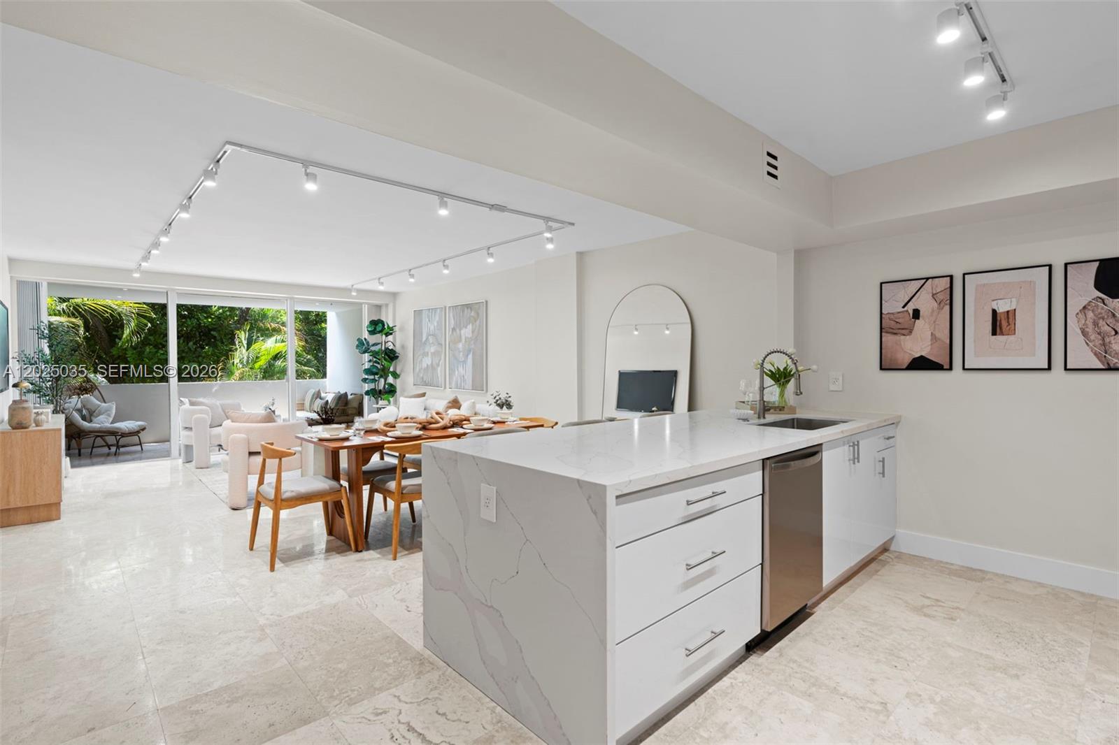 155 Ocean Lane Dr #205, Key Biscayne FL 33149