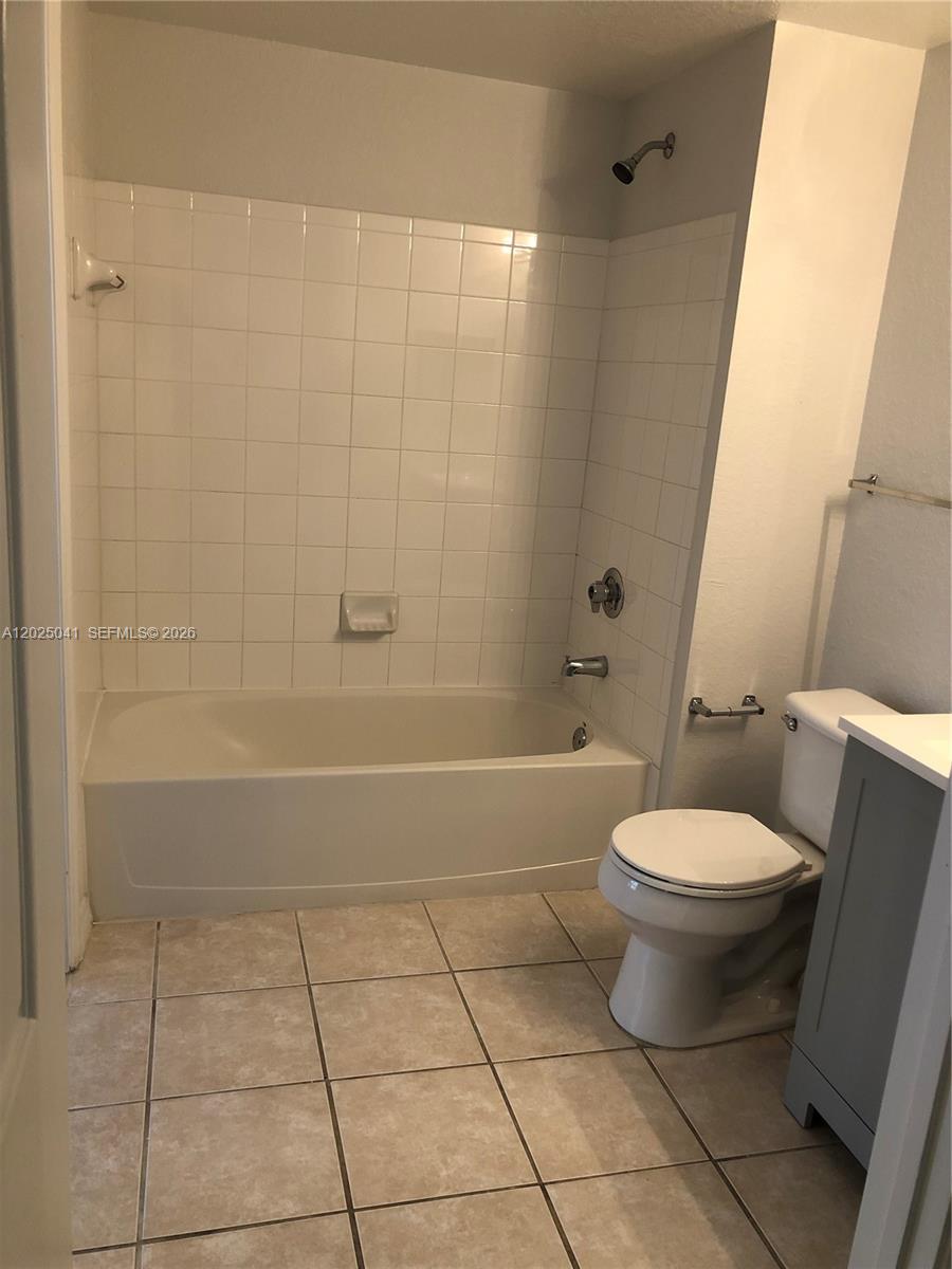 2544 Centergate Dr #108, Miramar FL 33025