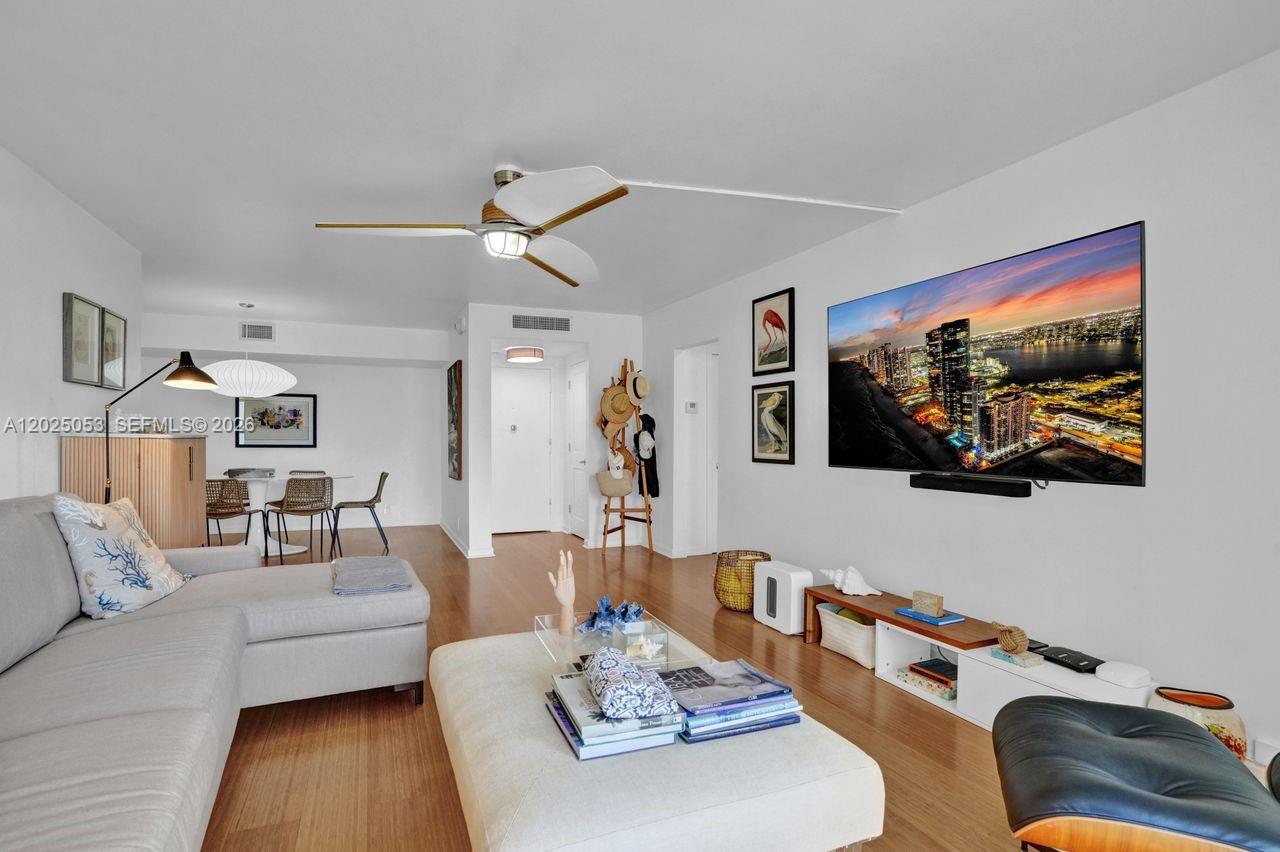 1121 Crandon Blvd #E604, Key Biscayne FL 33149