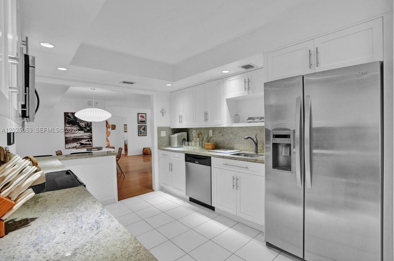 1121 Crandon Blvd #E604, Key Biscayne FL 33149