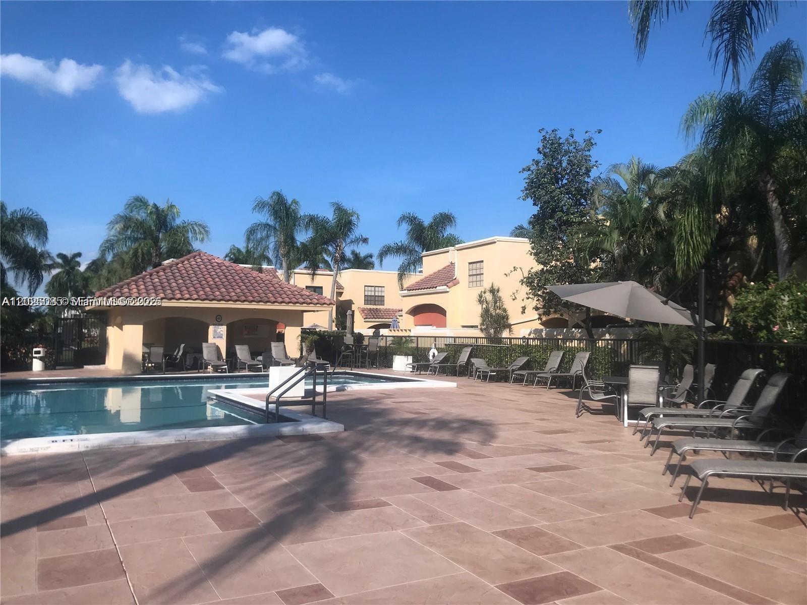 20908 Leeward Ct #231-3, Aventura FL 33180