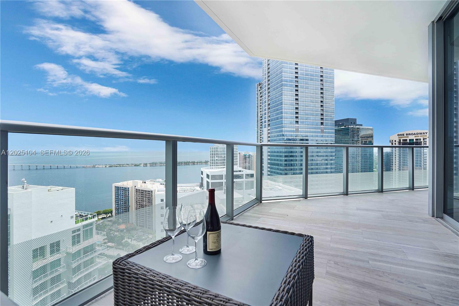 1300 Brickell Bay Dr #3402, Miami FL 33131