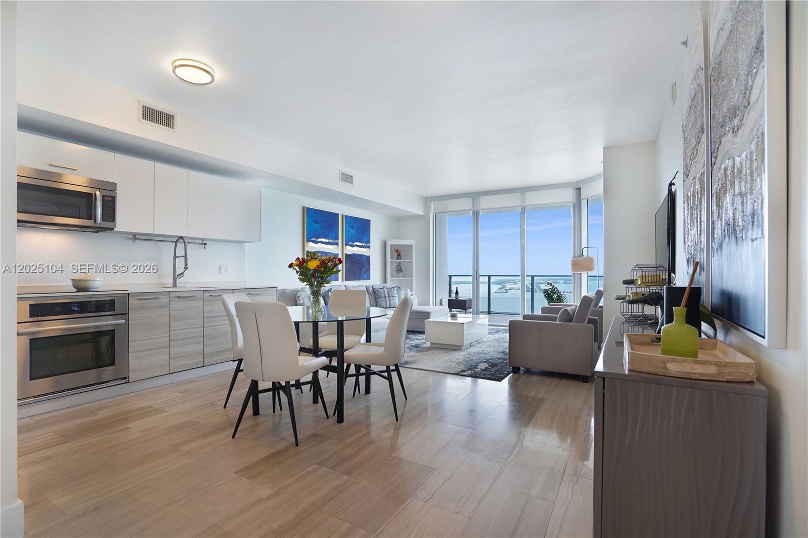 1300 Brickell Bay Dr #3402, Miami FL 33131