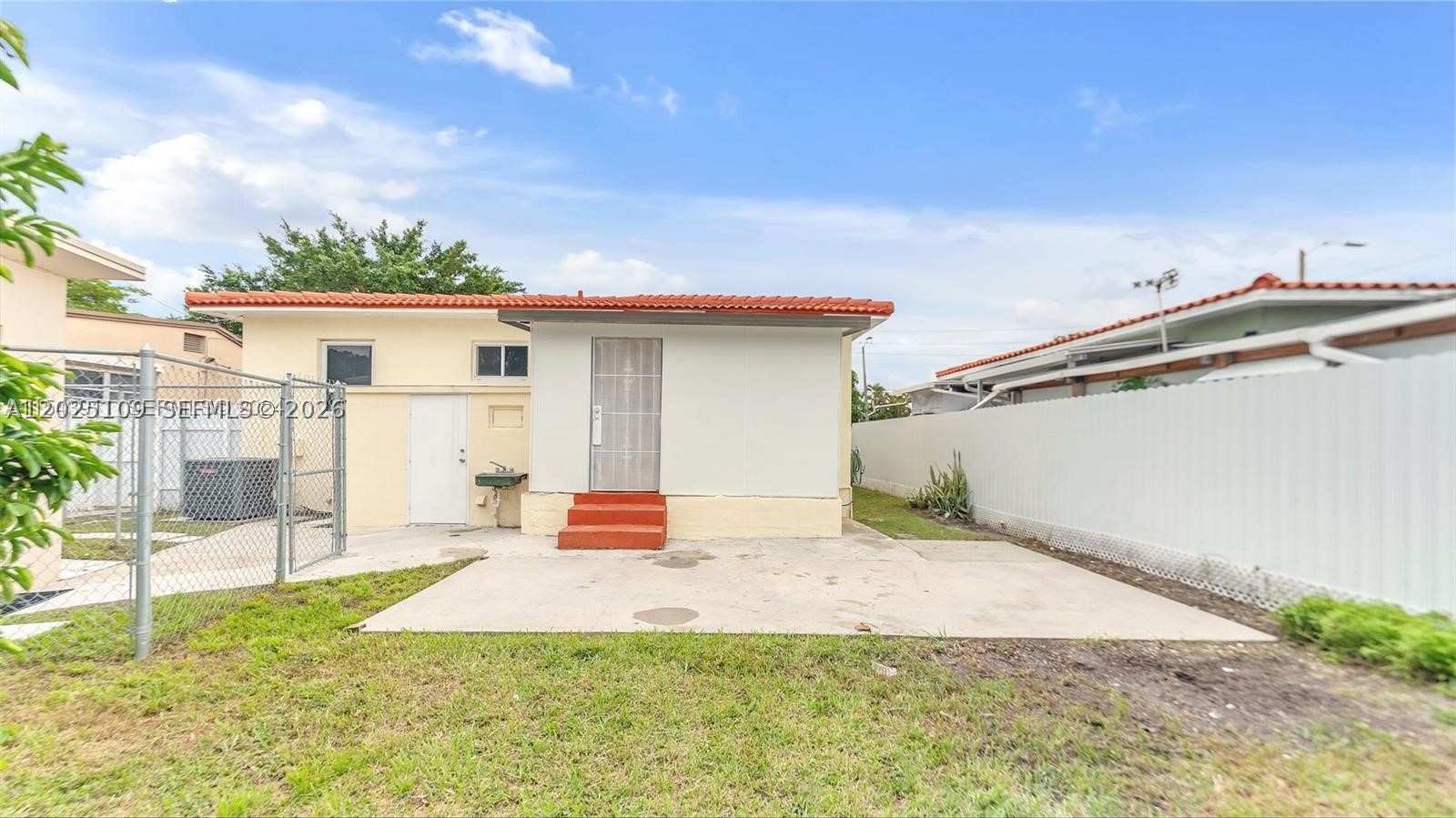 3375 SW 1st St, Miami FL 33135