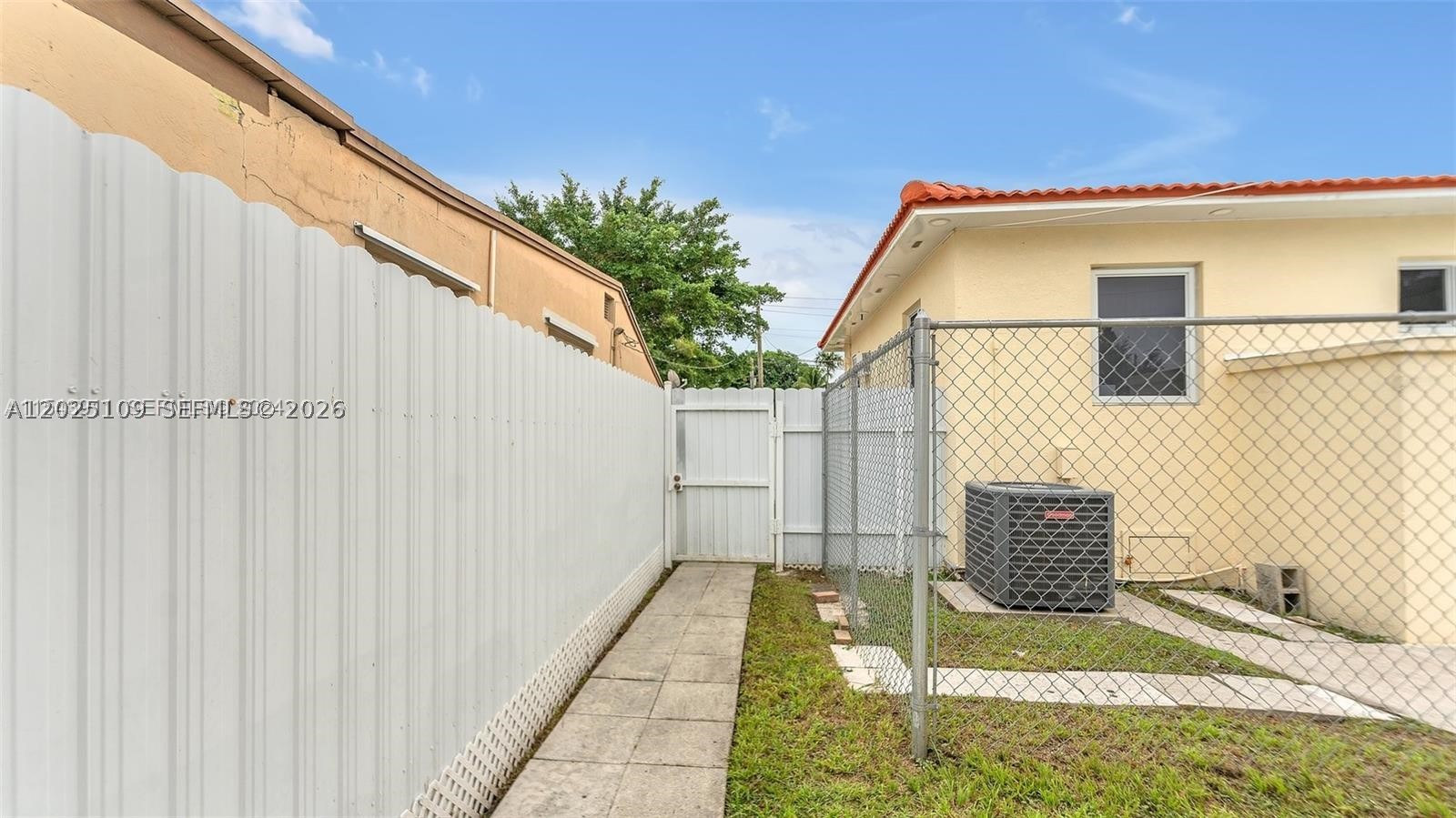 3375 SW 1st St, Miami FL 33135