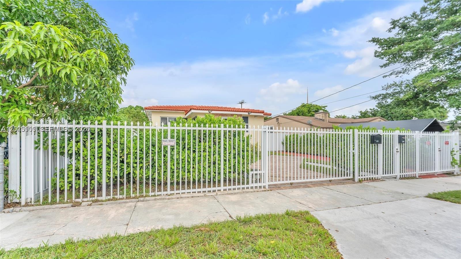 3375 SW 1st St, Miami FL 33135
