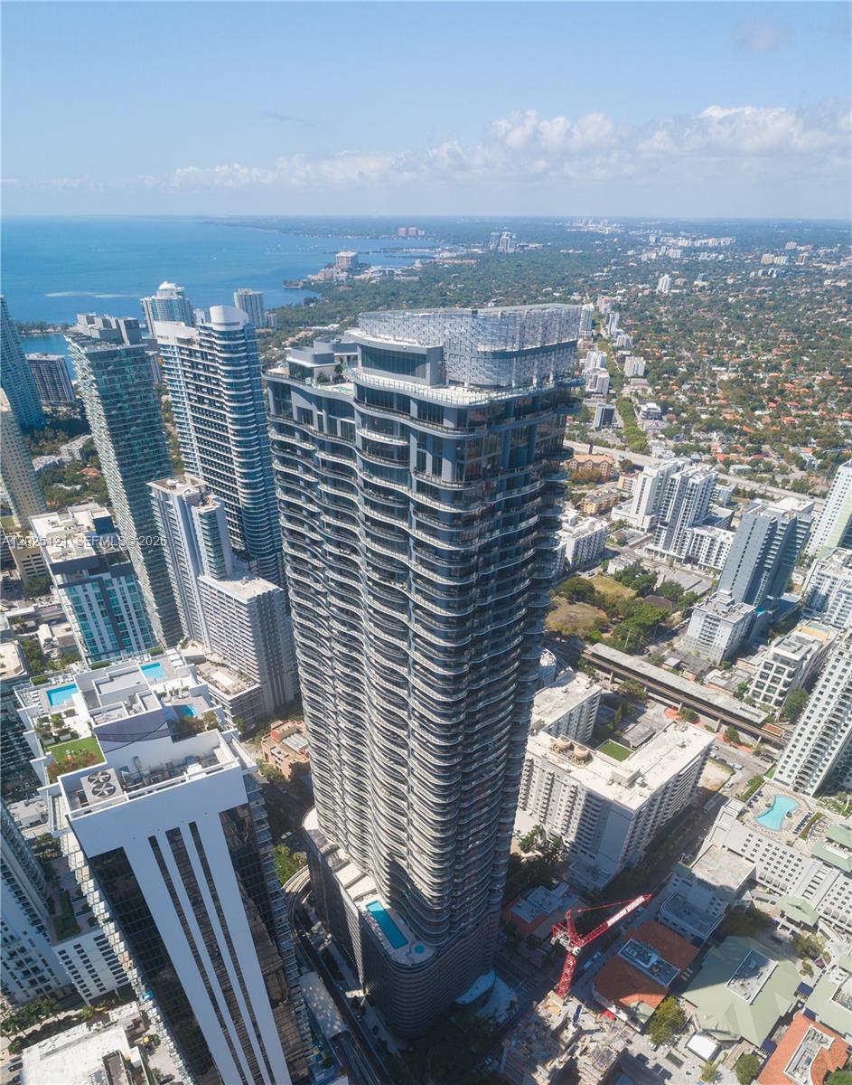 1000 Brickell Plz #4503, Miami FL 33131