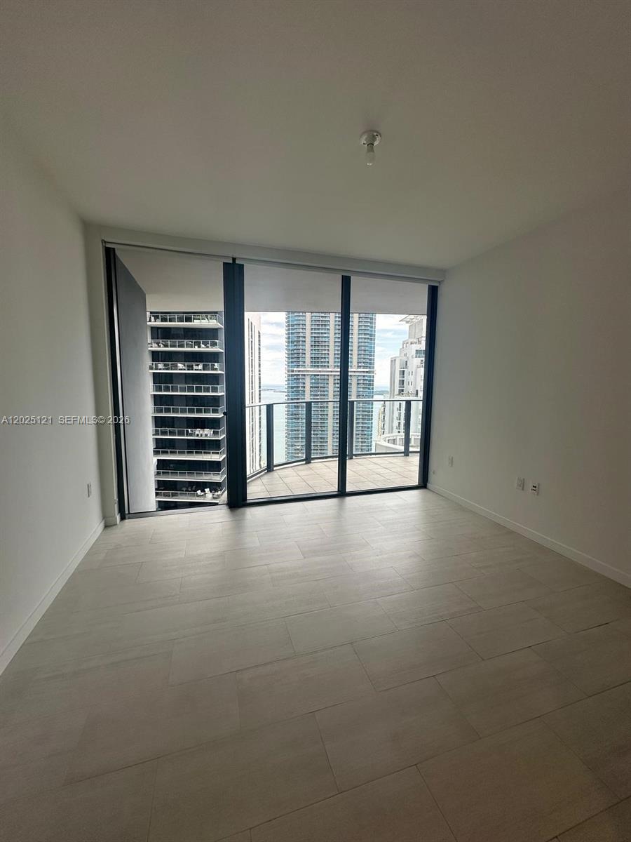 1000 Brickell Plz #4503, Miami FL 33131