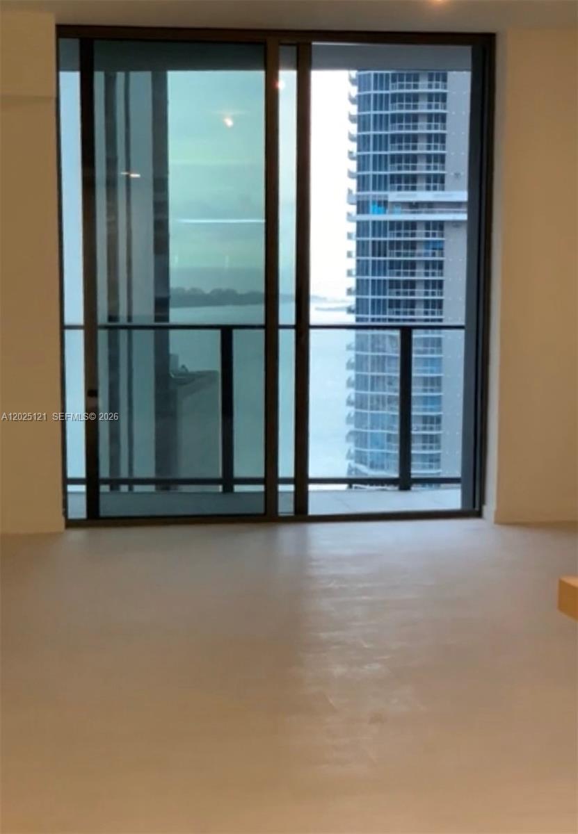 1000 Brickell Plz #4503, Miami FL 33131