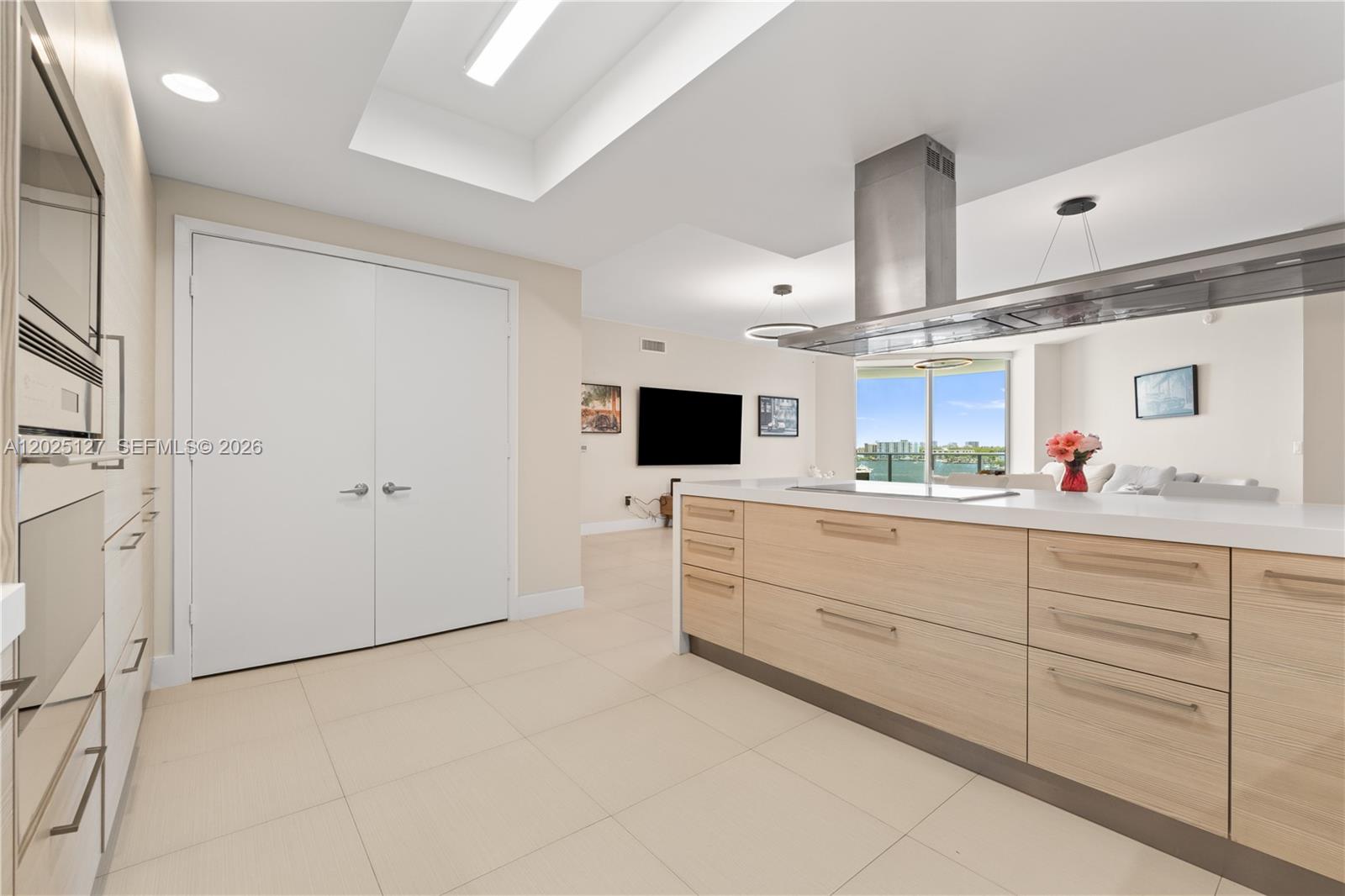 17301 Biscayne Blvd #603, North Miami Beach FL 33160
