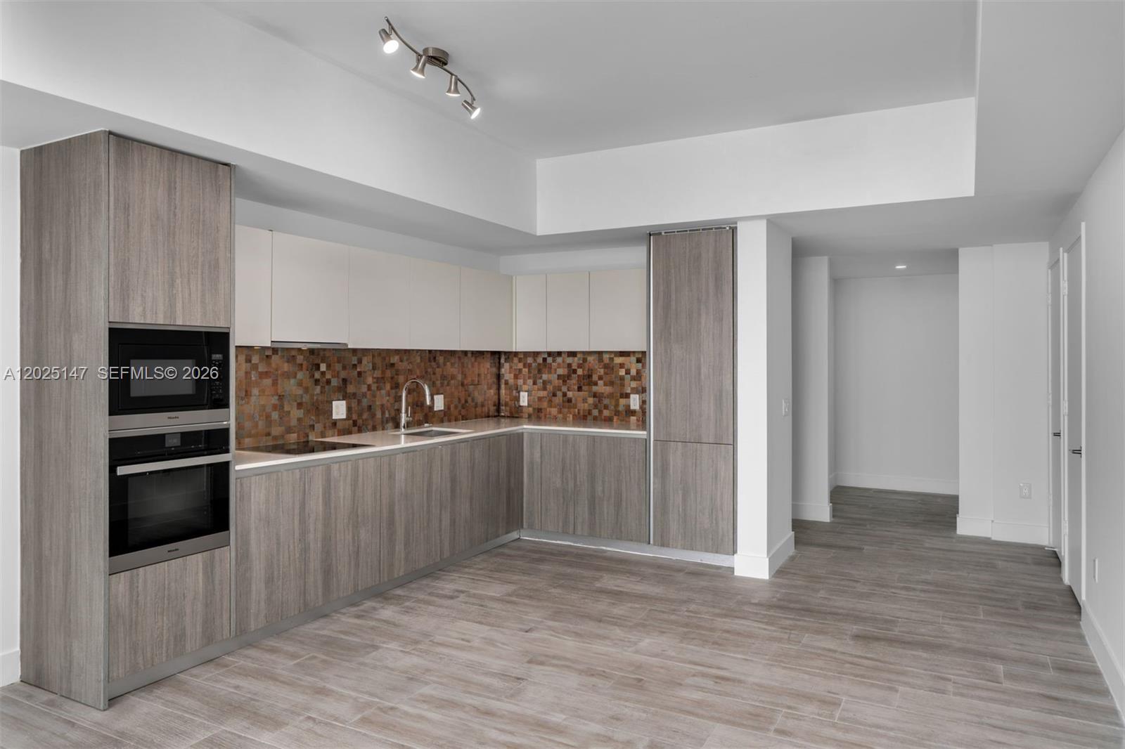 2900 NE 7th Ave #504, Miami FL 33137