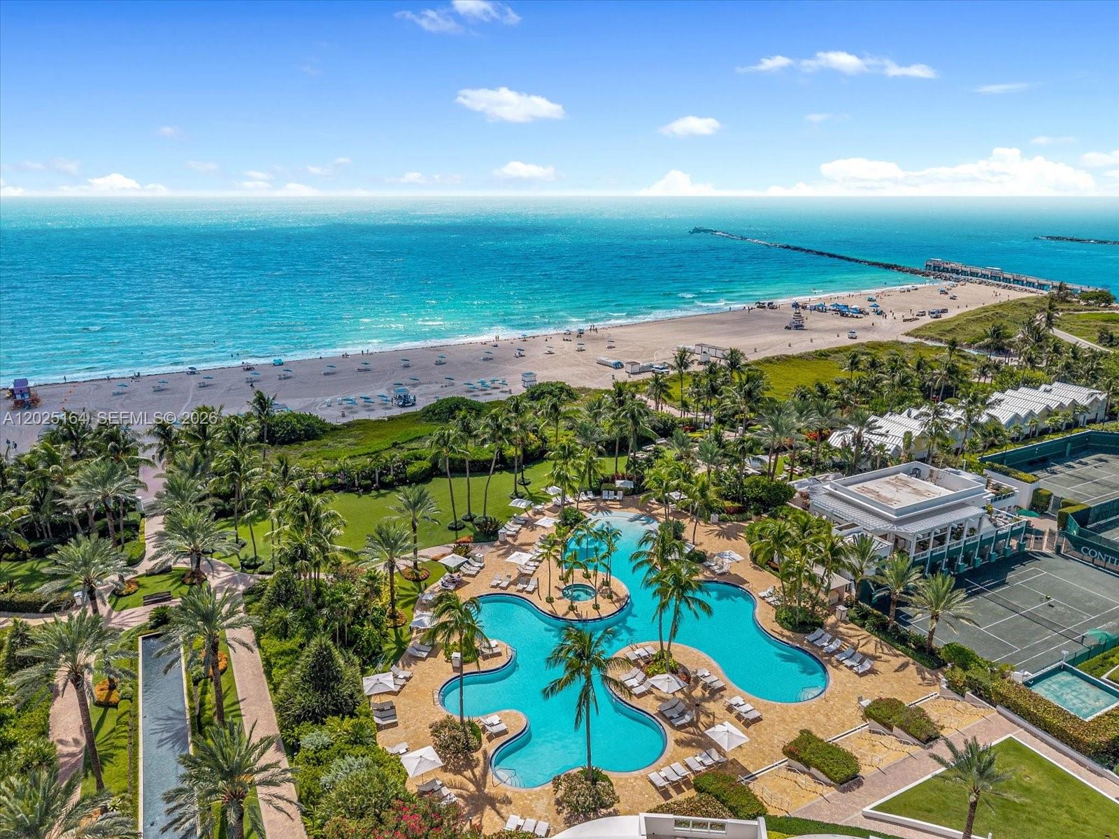100 S Pointe Dr #3002, Miami Beach FL 33139