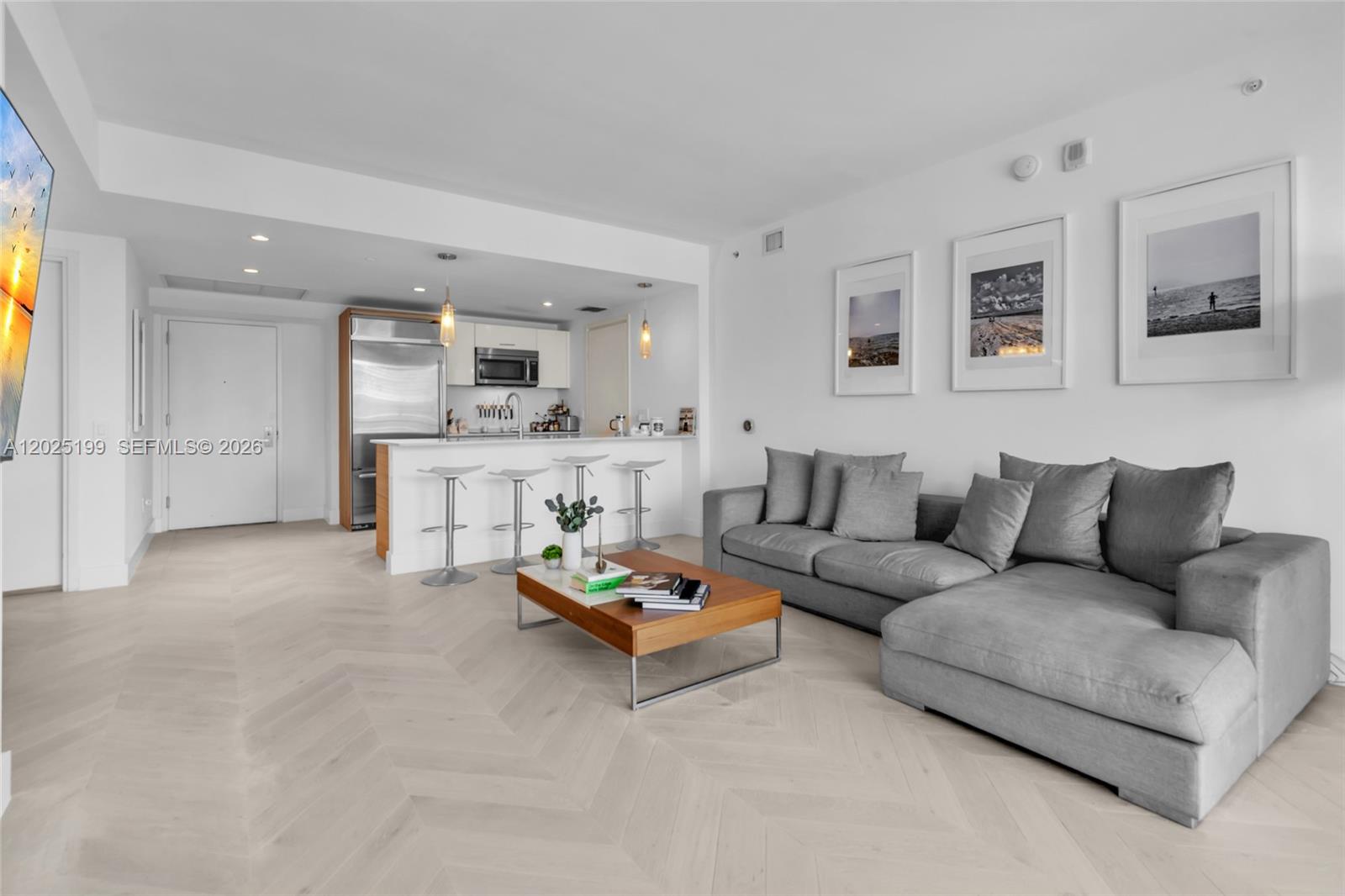 1300 Brickell Bay Dr #3408, Miami FL 33131