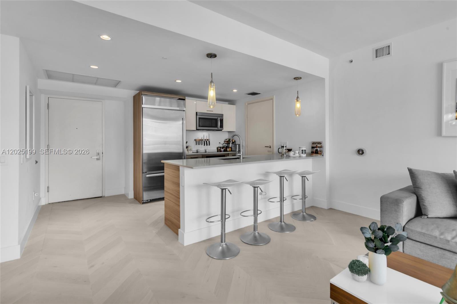 1300 Brickell Bay Dr #3408, Miami FL 33131