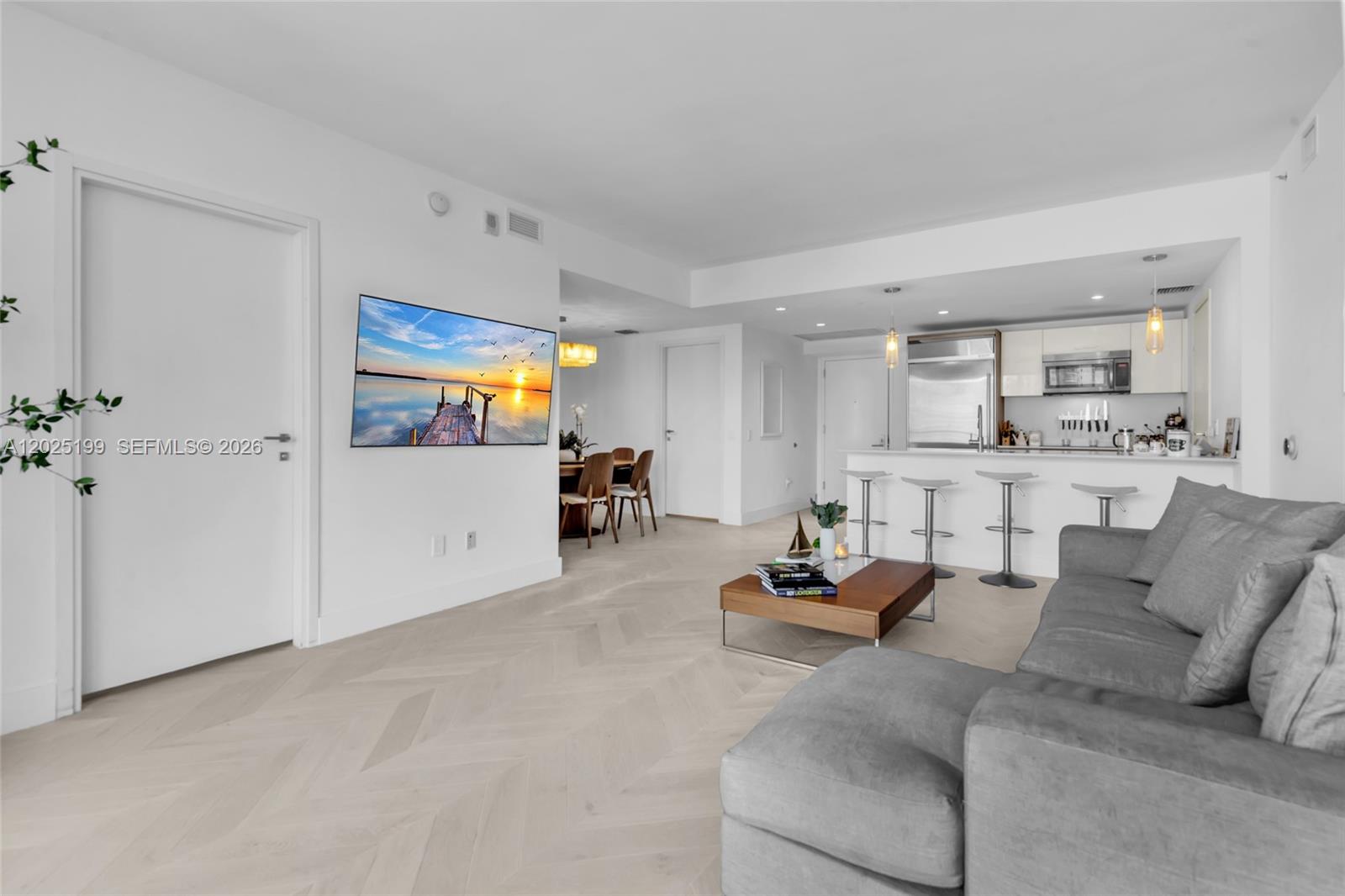 1300 Brickell Bay Dr #3408, Miami FL 33131