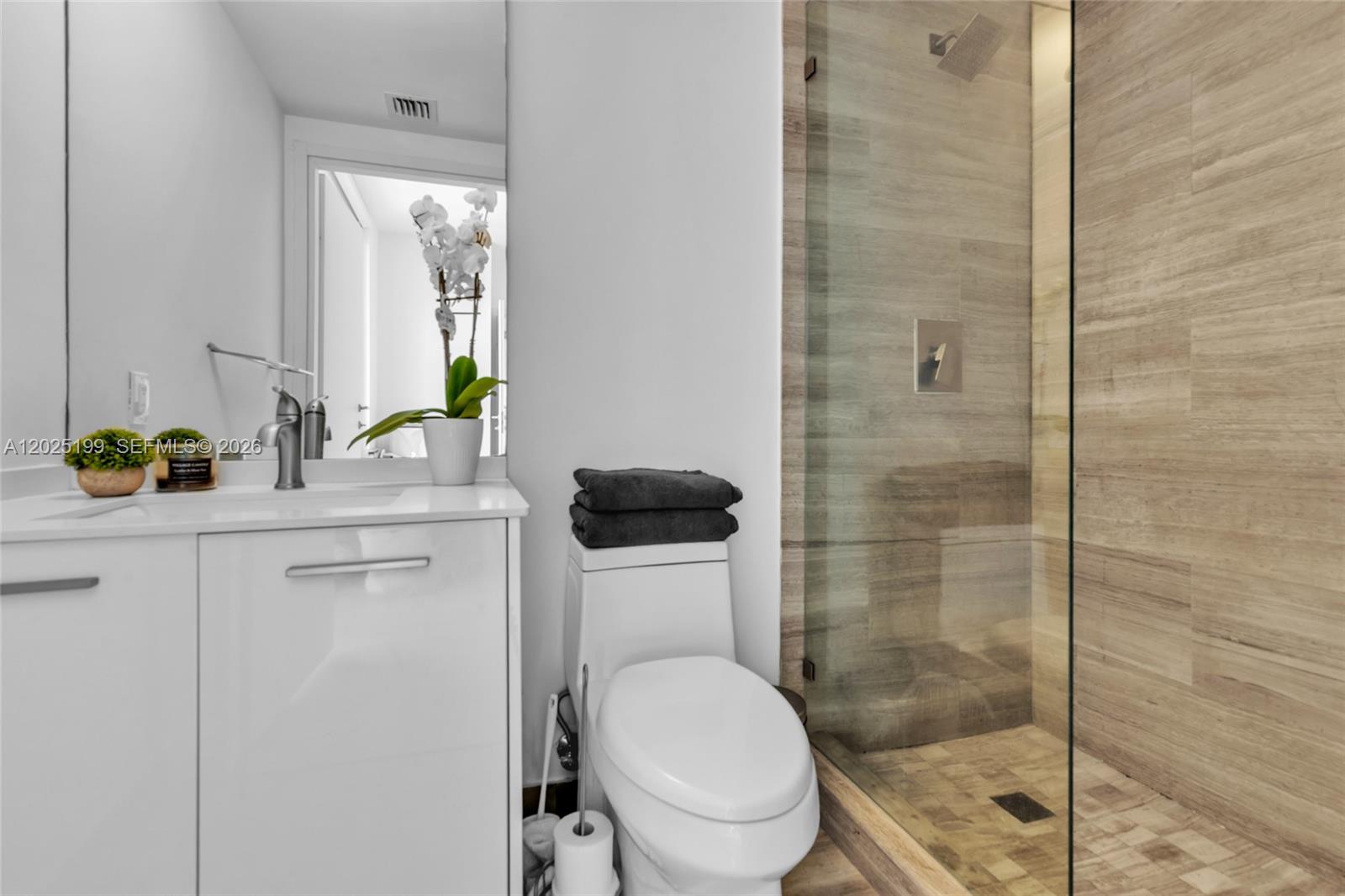 1300 Brickell Bay Dr #3408, Miami FL 33131