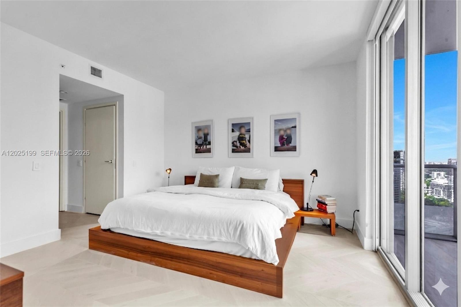 1300 Brickell Bay Dr #3408, Miami FL 33131